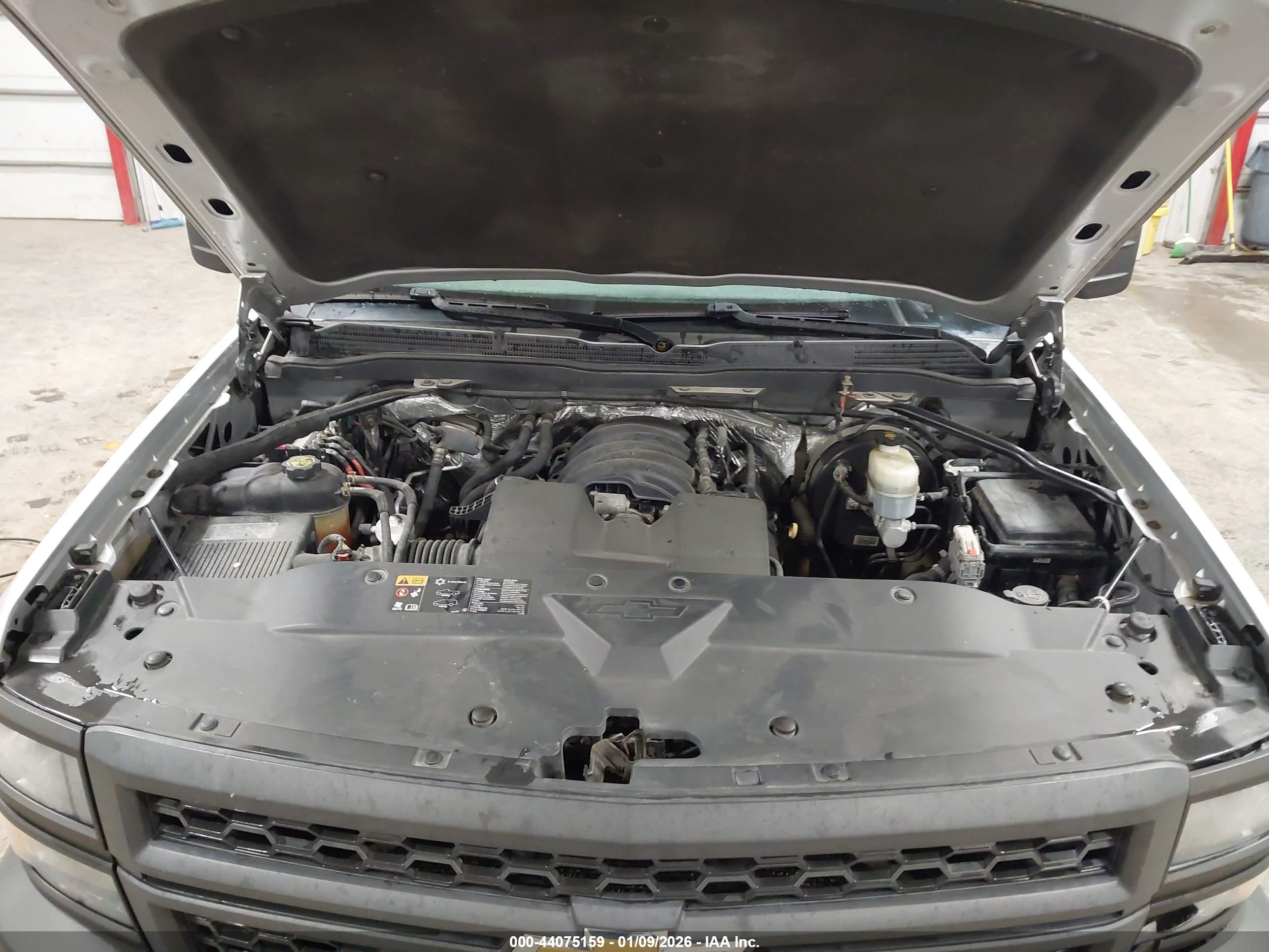 CHEVROLET SILVERADO image 10