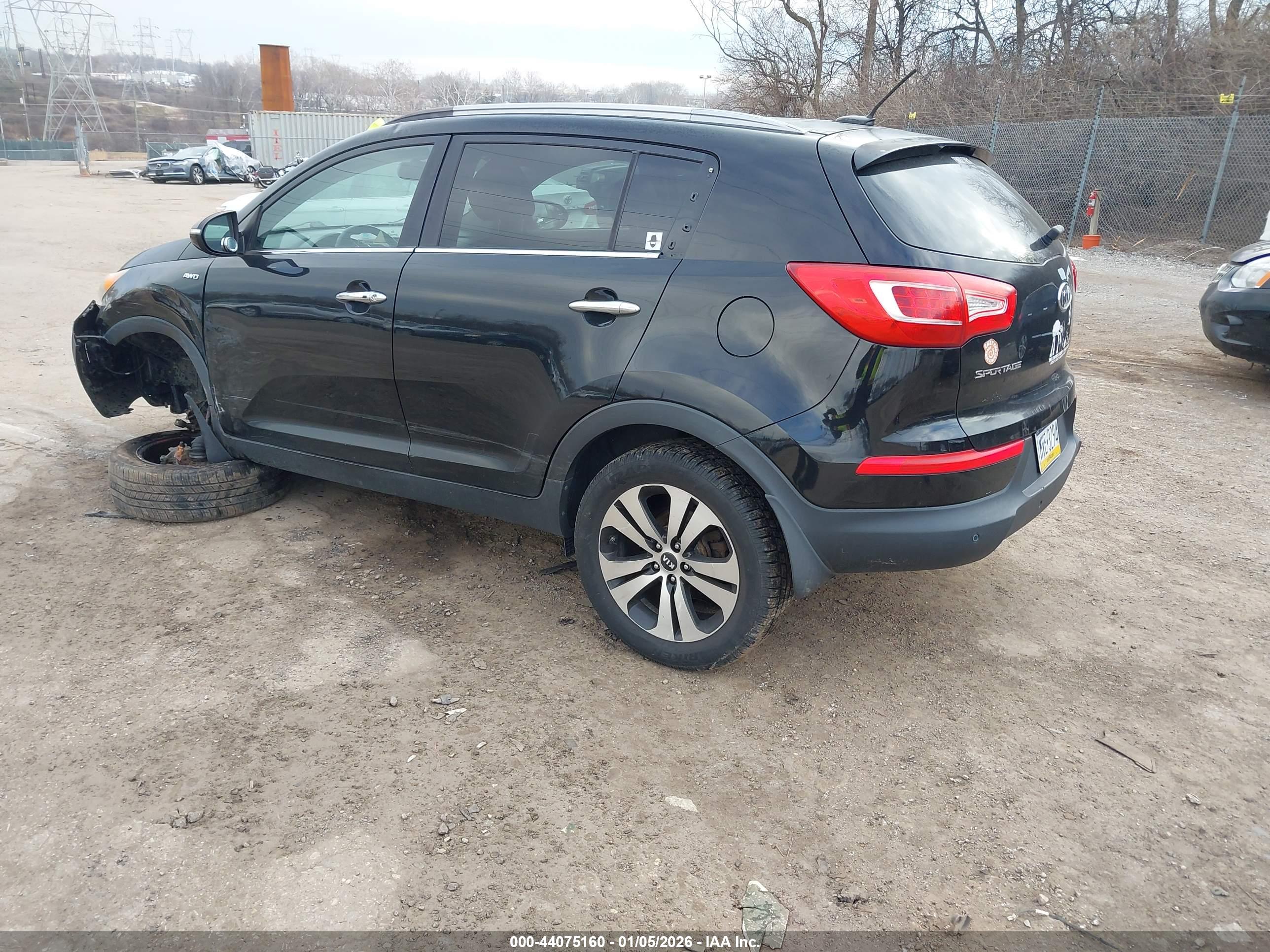 KIA SPORTAGE image 3