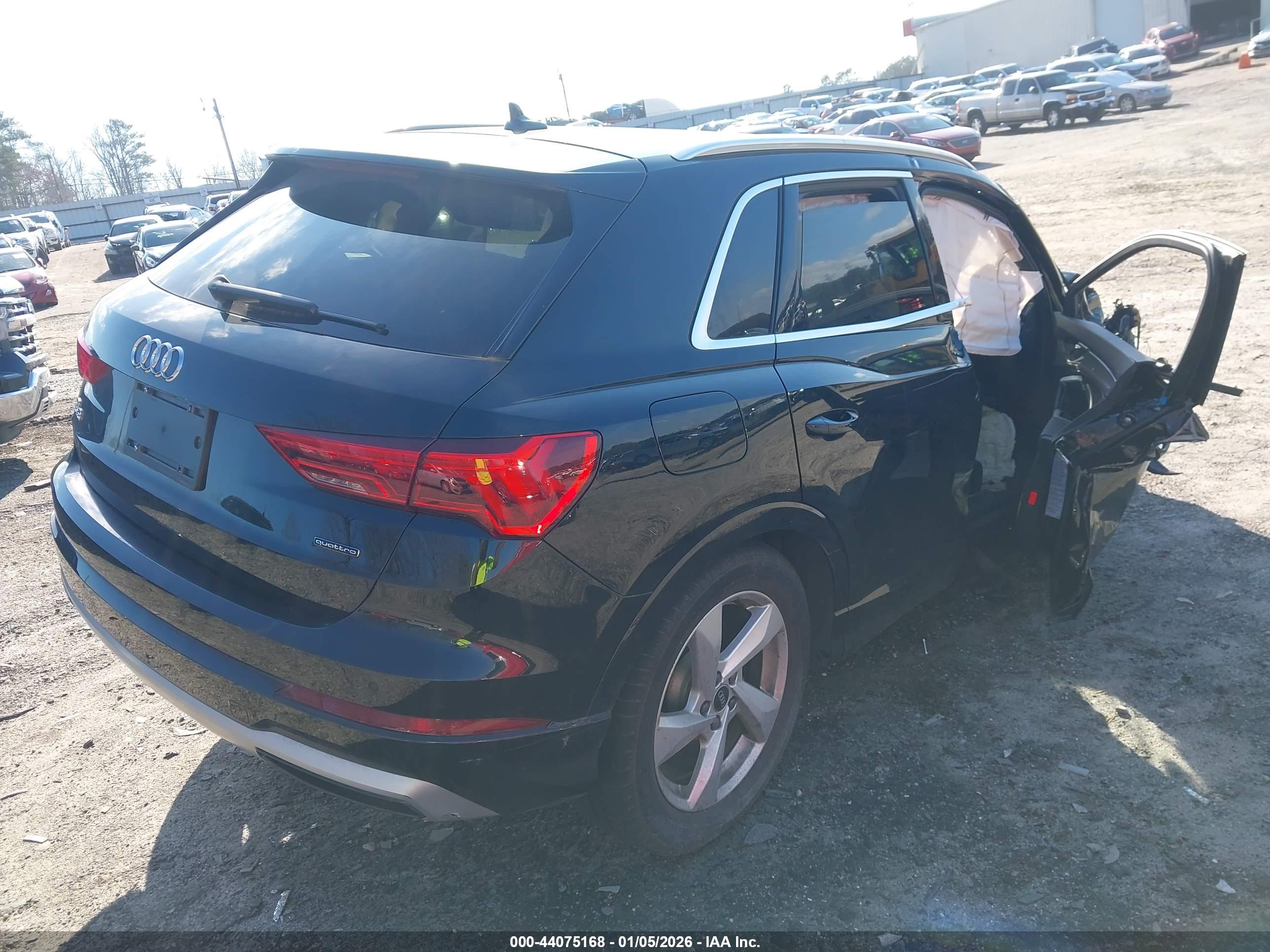 AUDI Q3 image 4