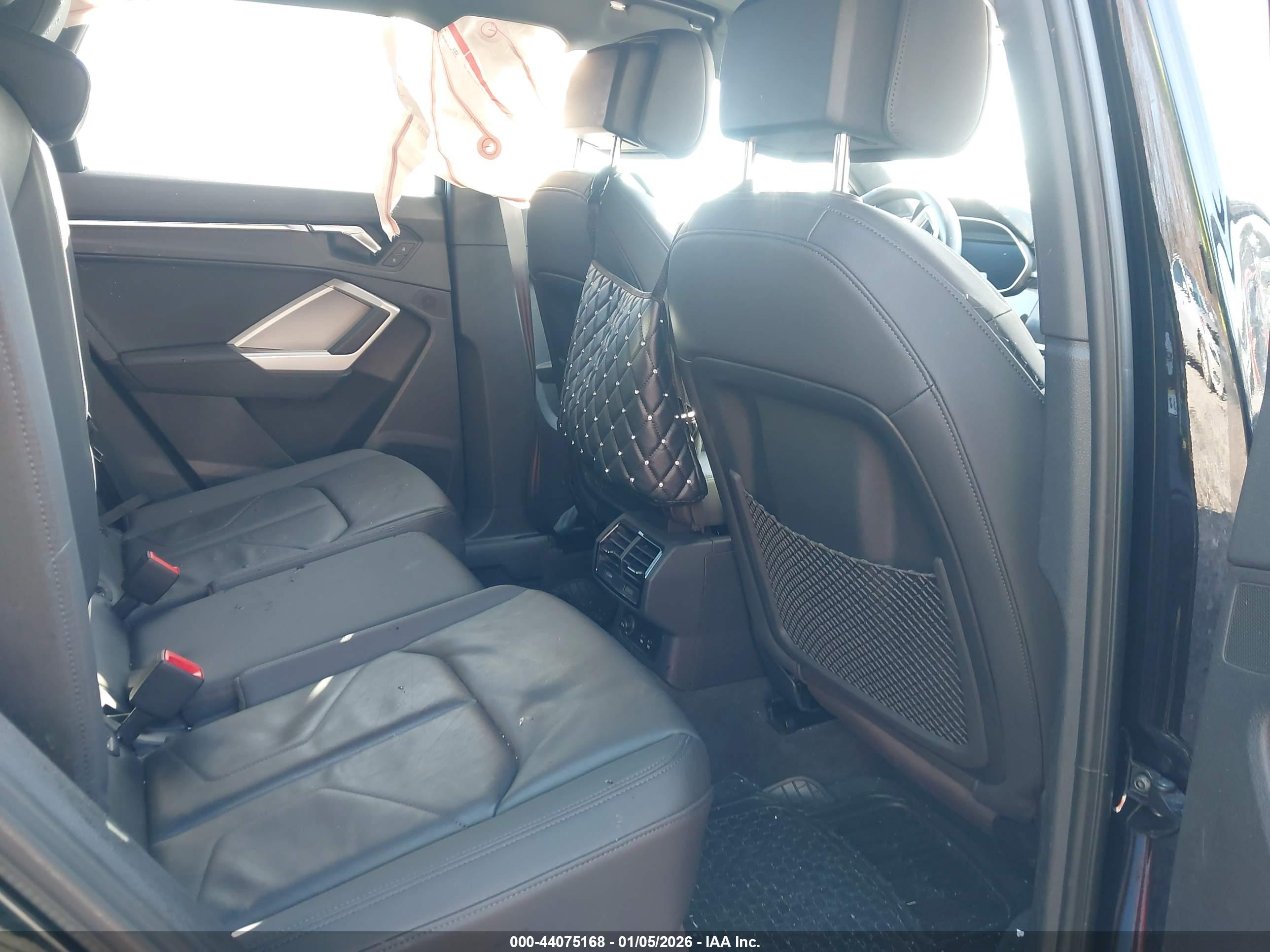 AUDI Q3 image 8