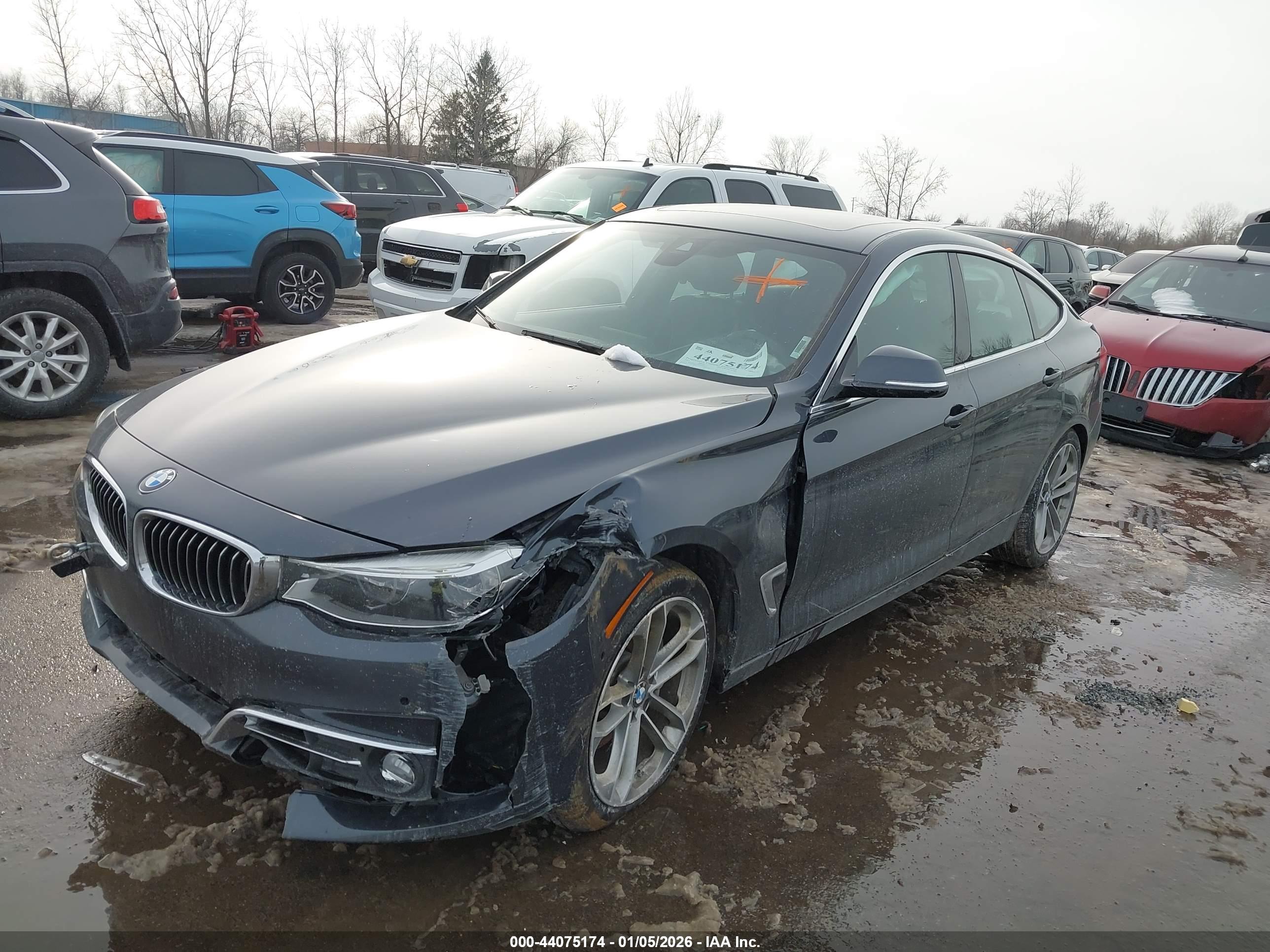 BMW 340I image 2