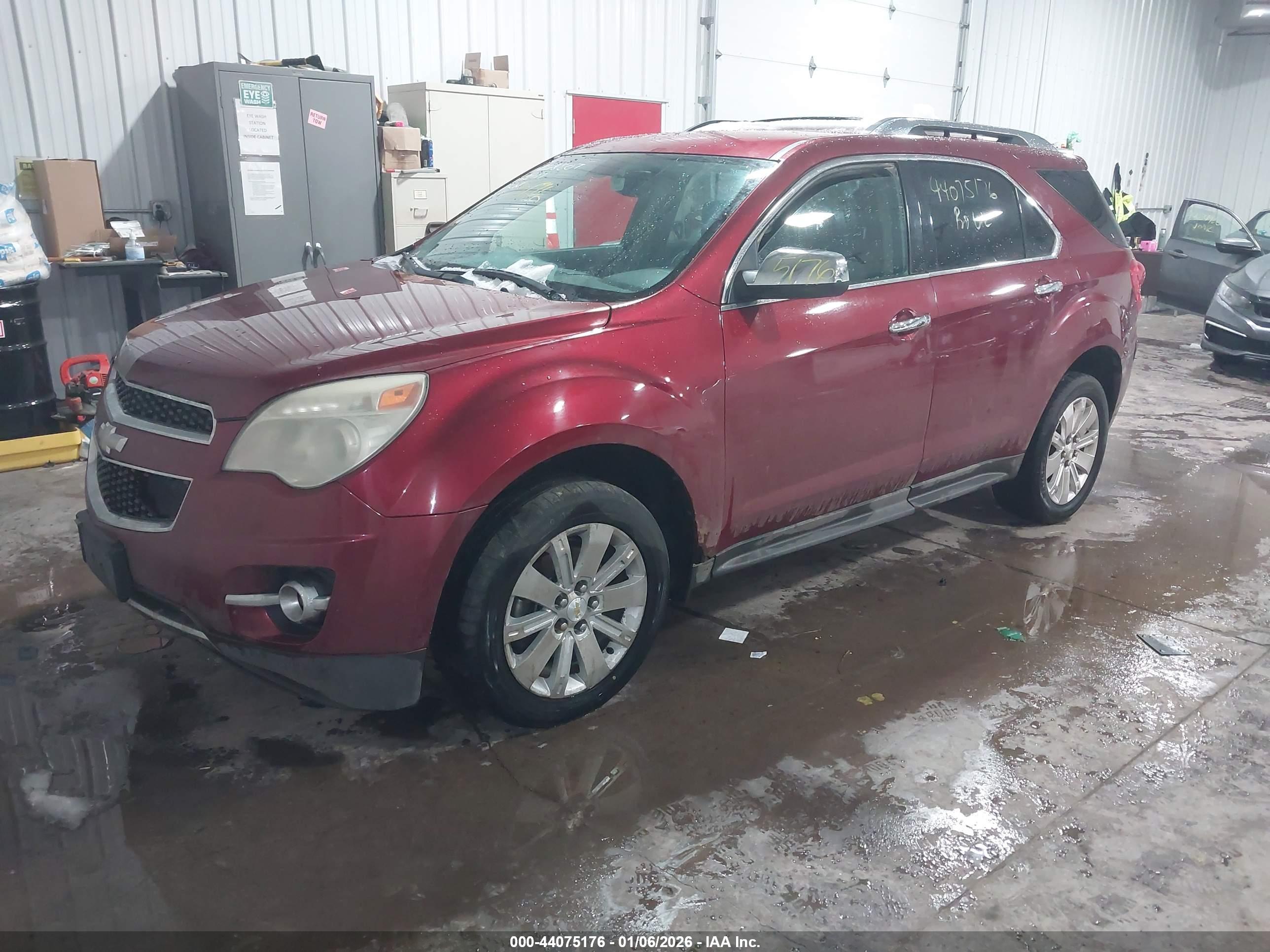 CHEVROLET EQUINOX image 2