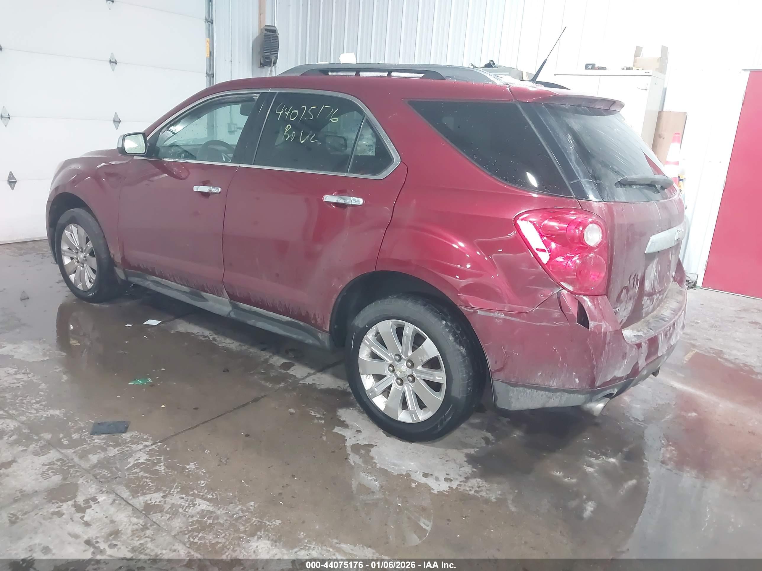 CHEVROLET EQUINOX image 3