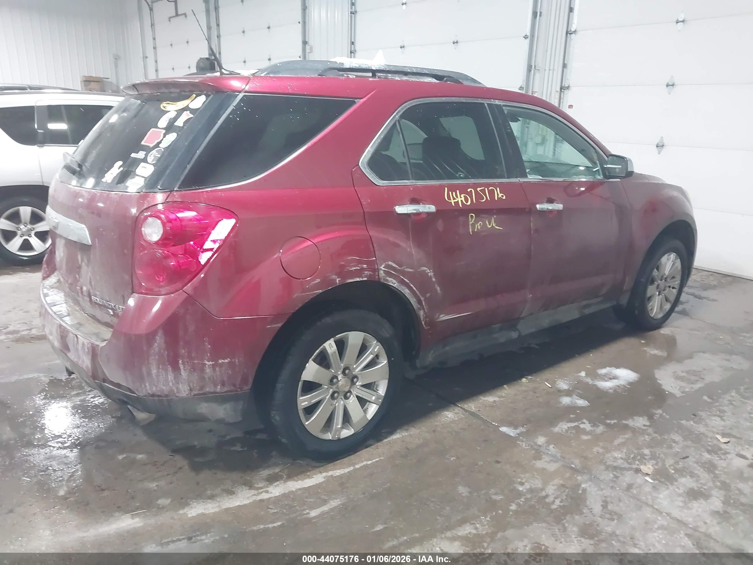 CHEVROLET EQUINOX image 4