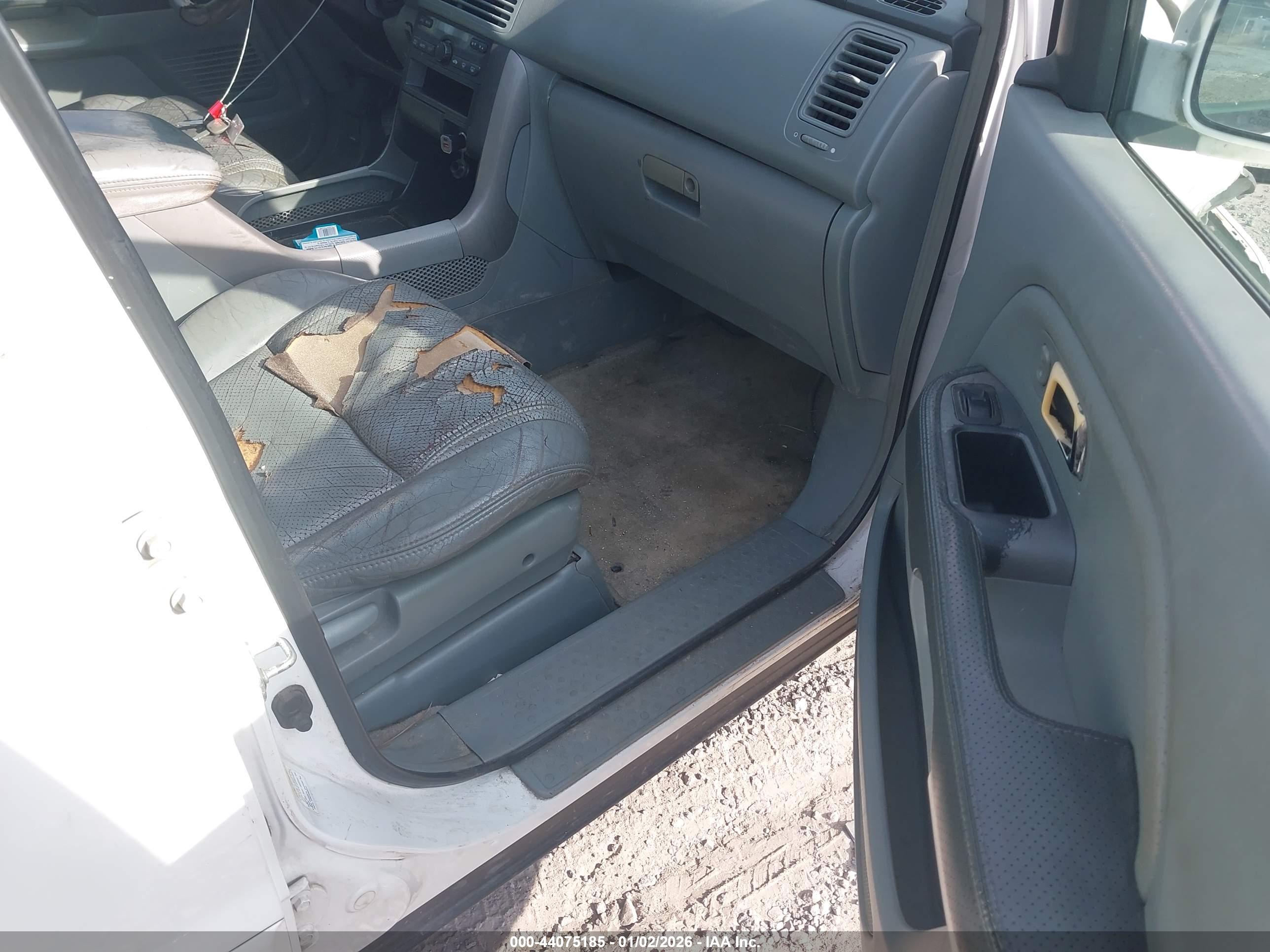 HONDA PILOT image 5