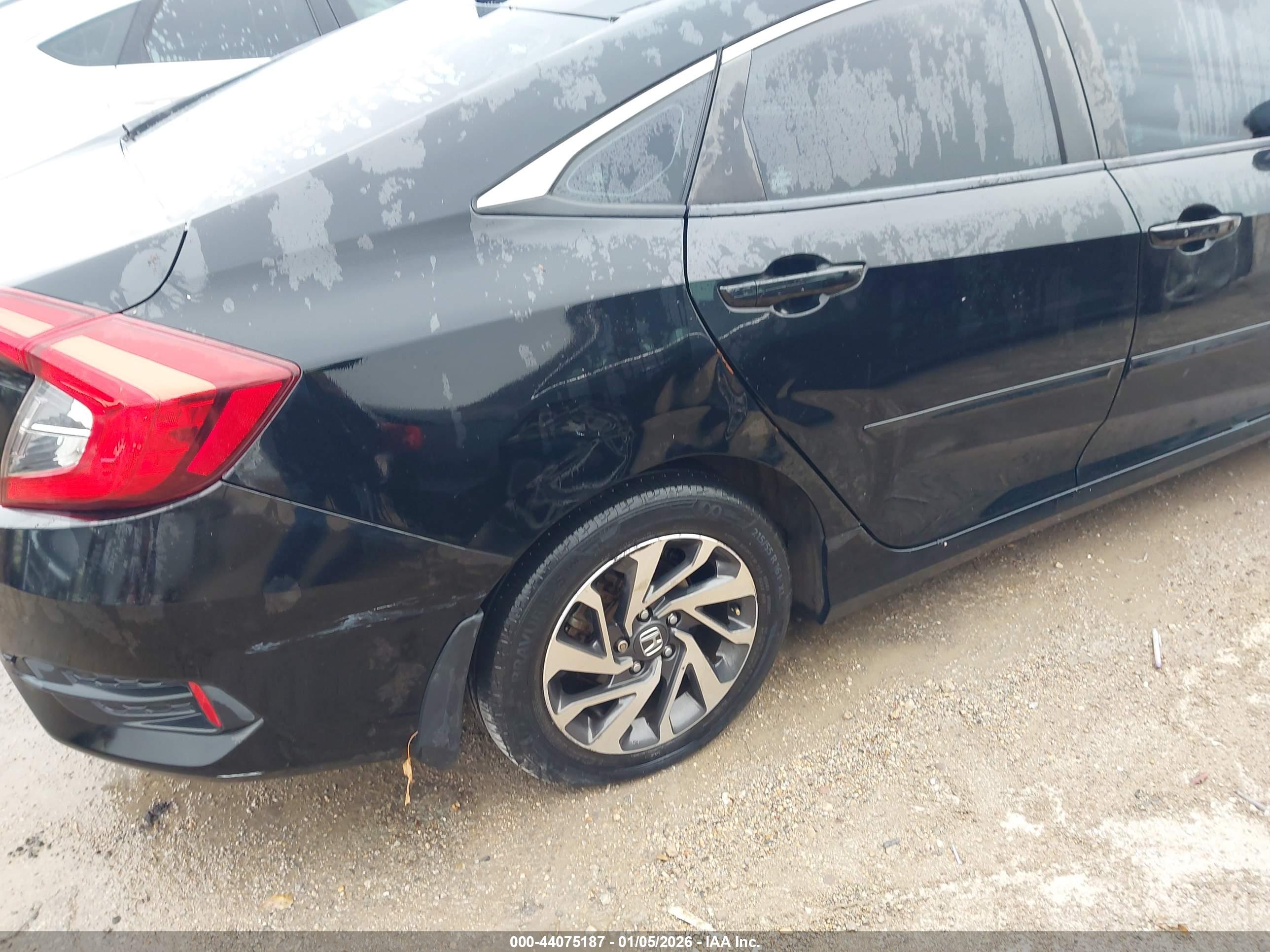HONDA CIVIC image 6