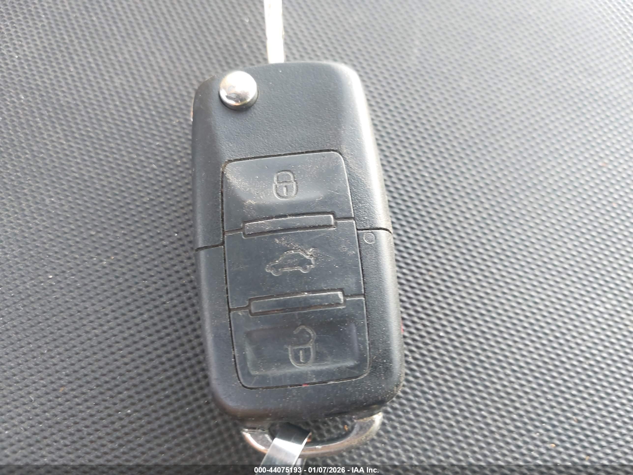 VOLKSWAGEN NEW image 11