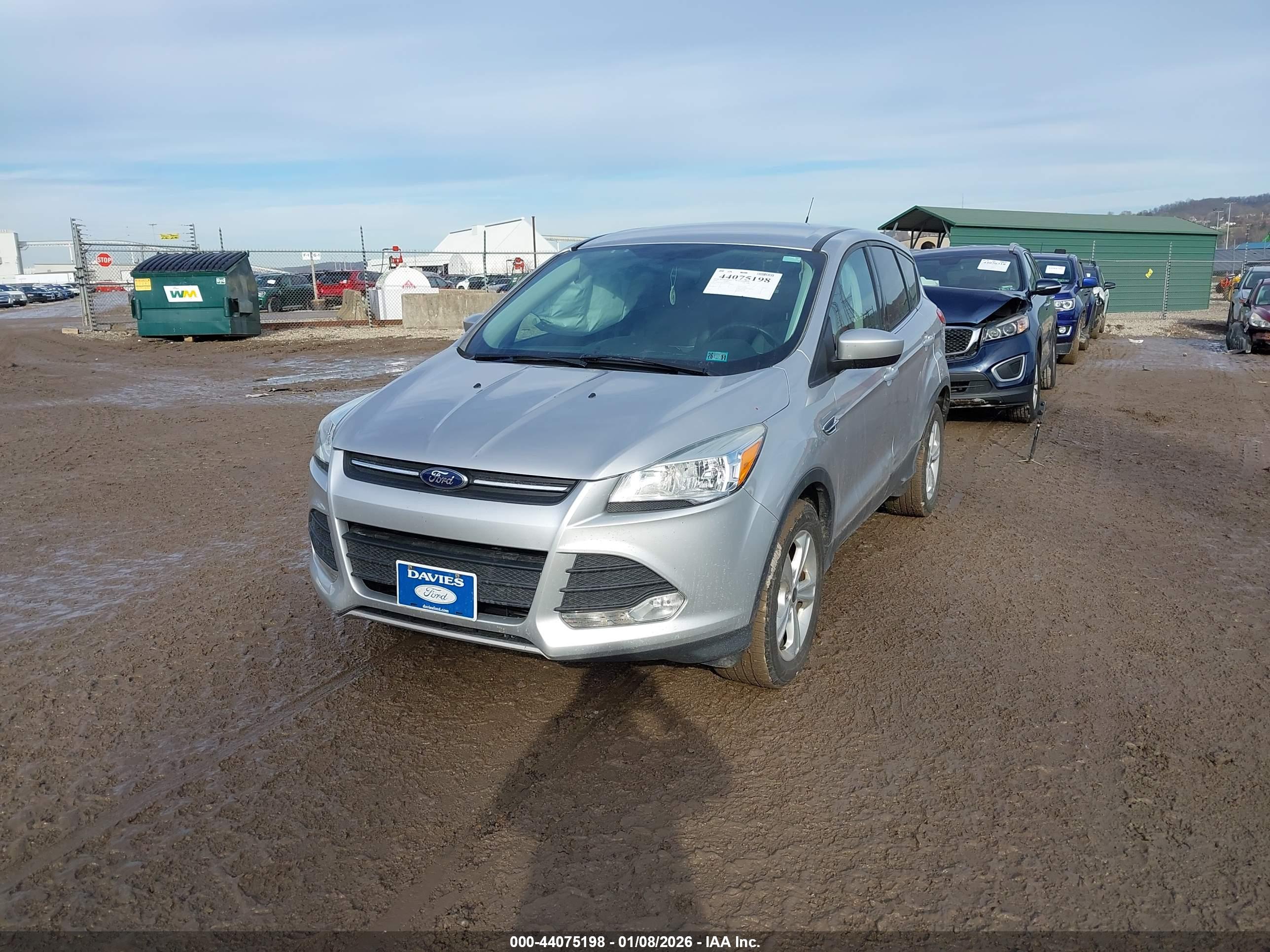FORD ESCAPE image 2