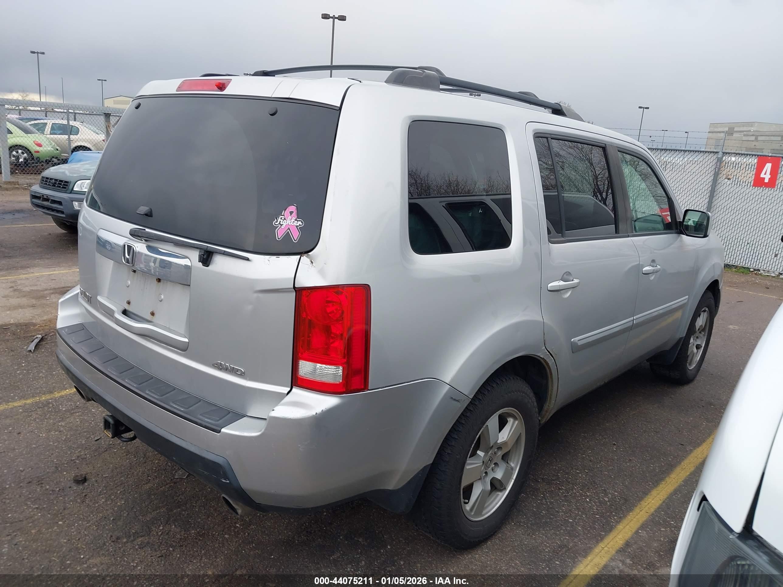 HONDA PILOT image 4
