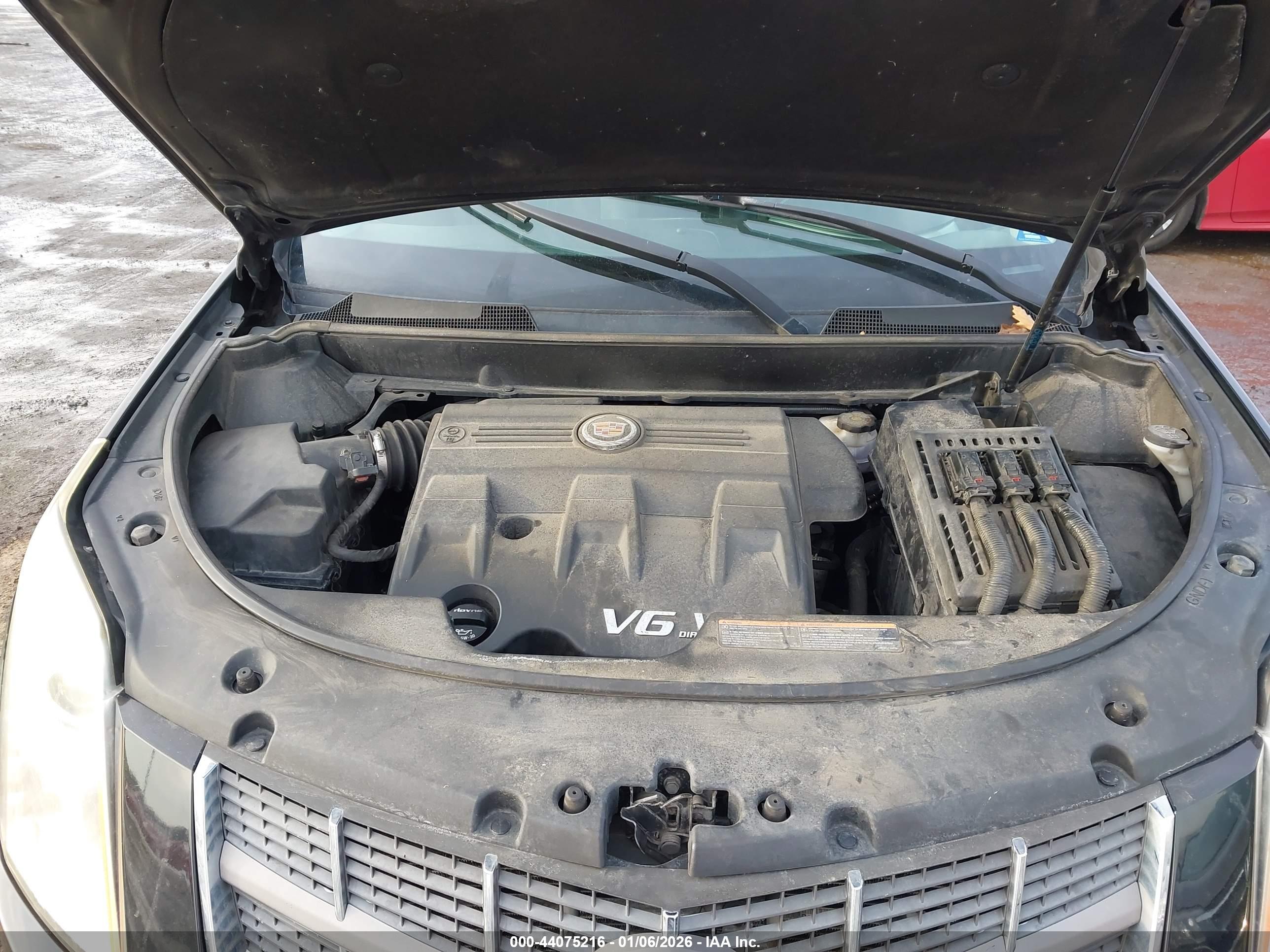 CADILLAC SRX image 10