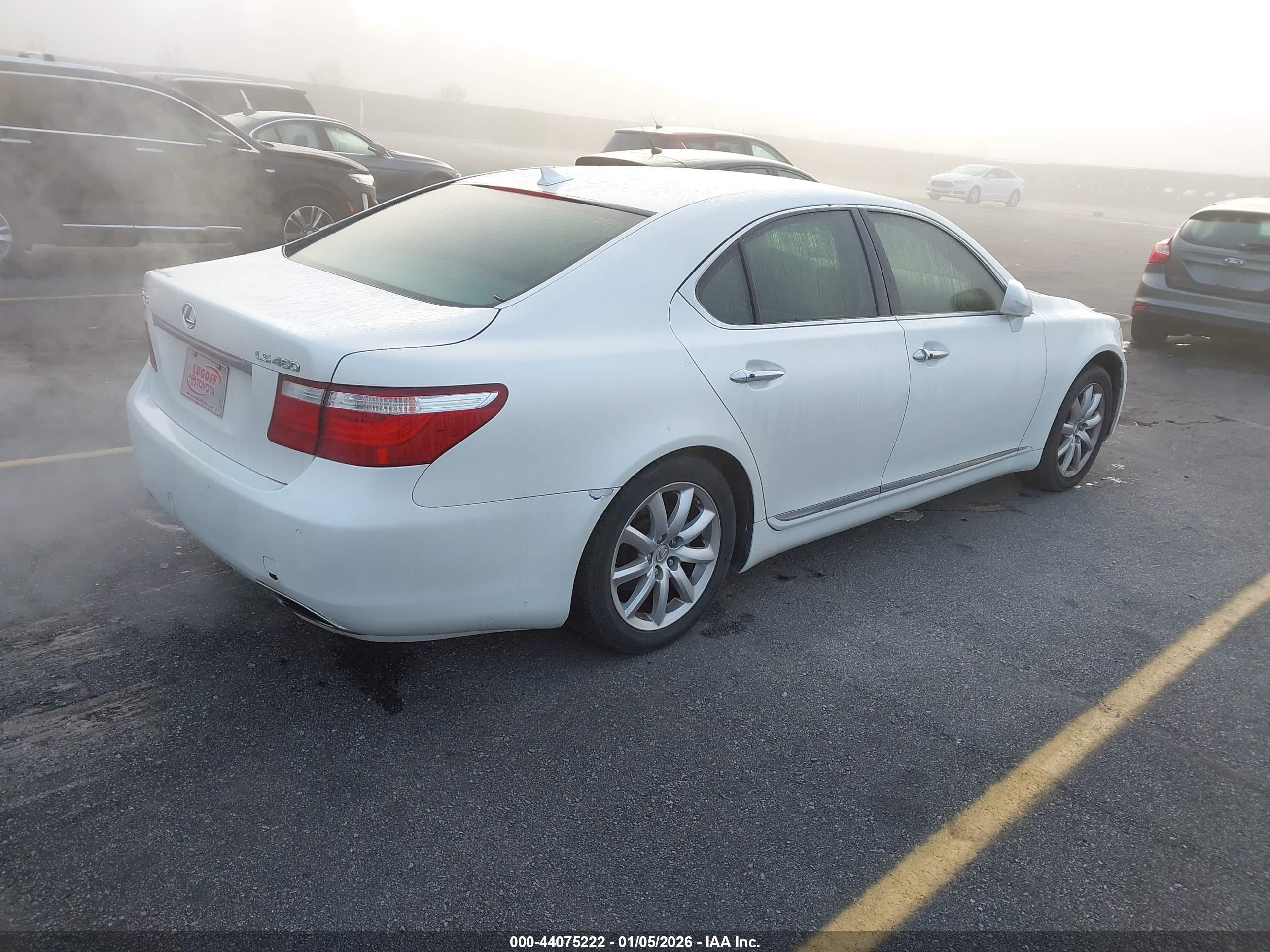 LEXUS LS image 4