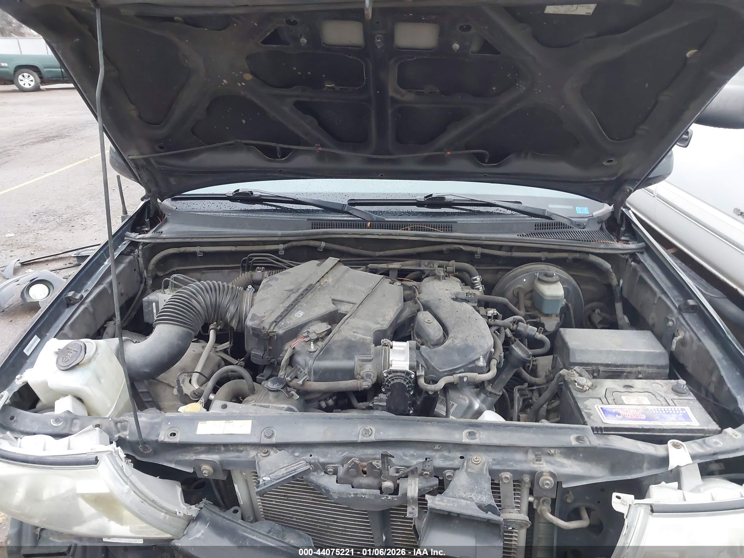 TOYOTA TACOMA image 10