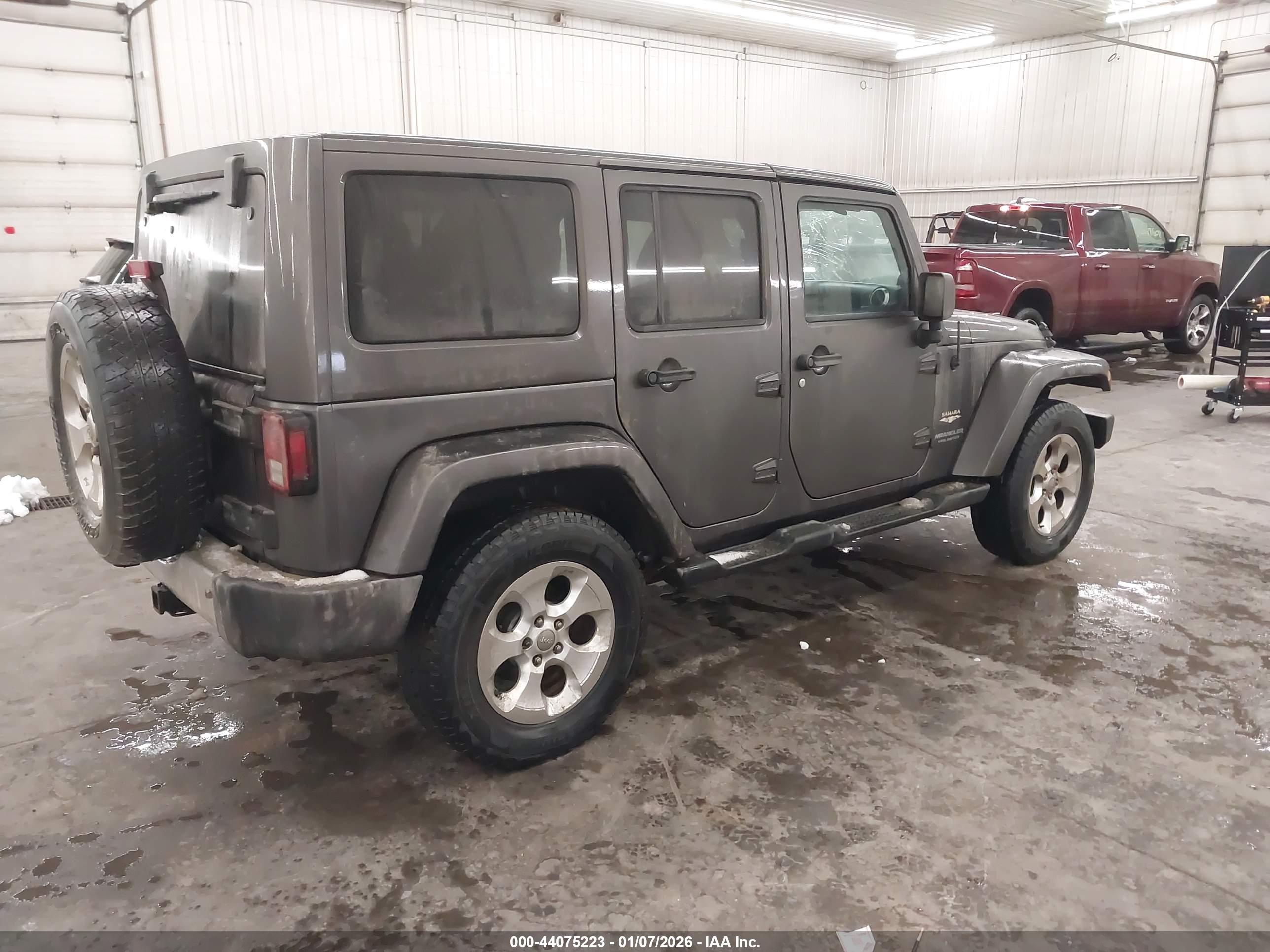JEEP WRANGLER image 4