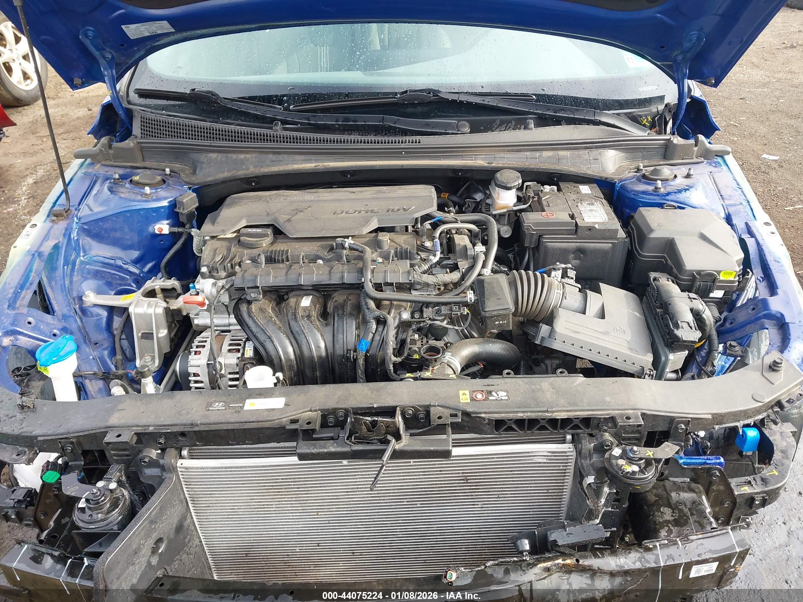 HYUNDAI ELANTRA image 10