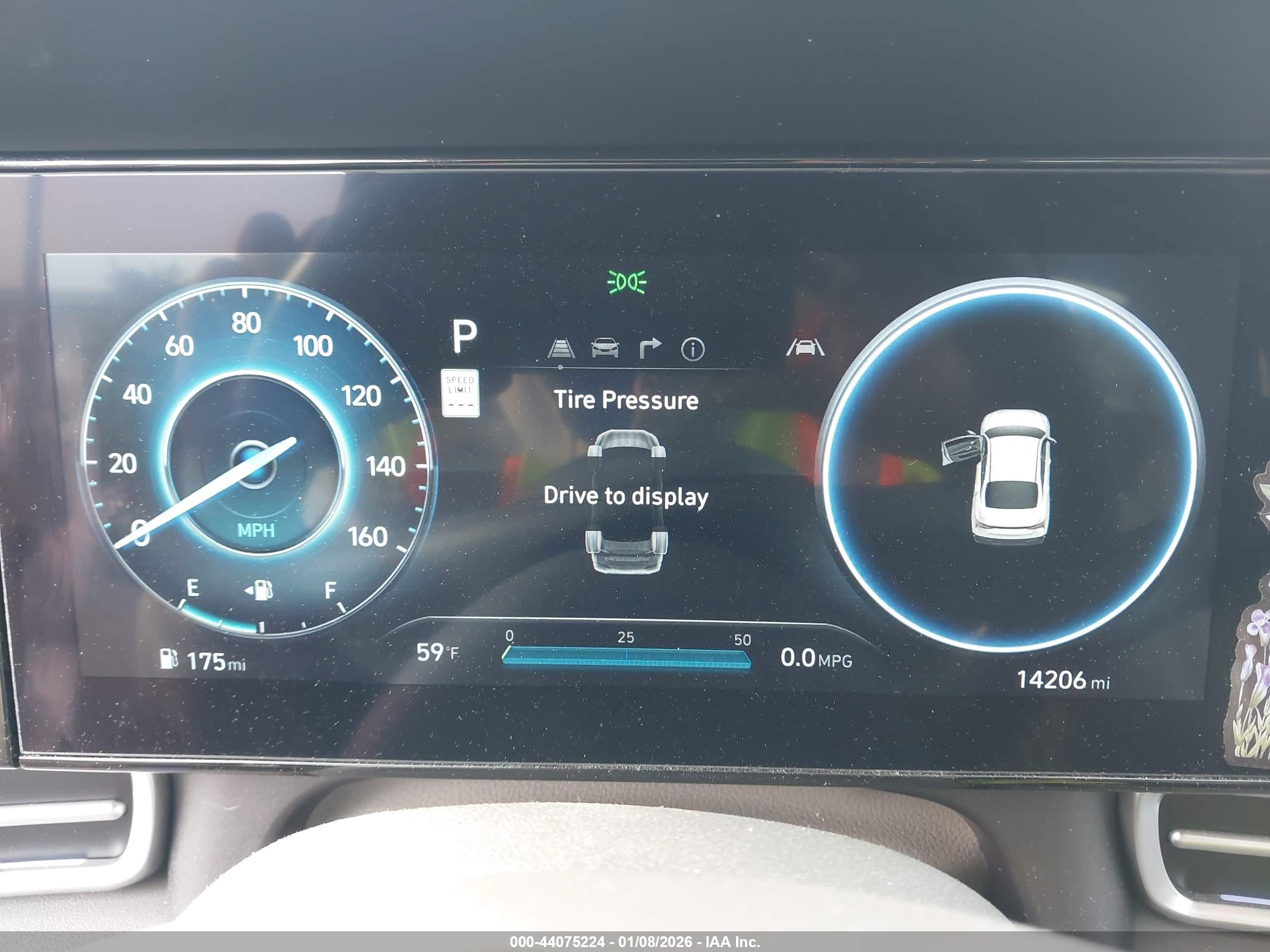 HYUNDAI ELANTRA image 7