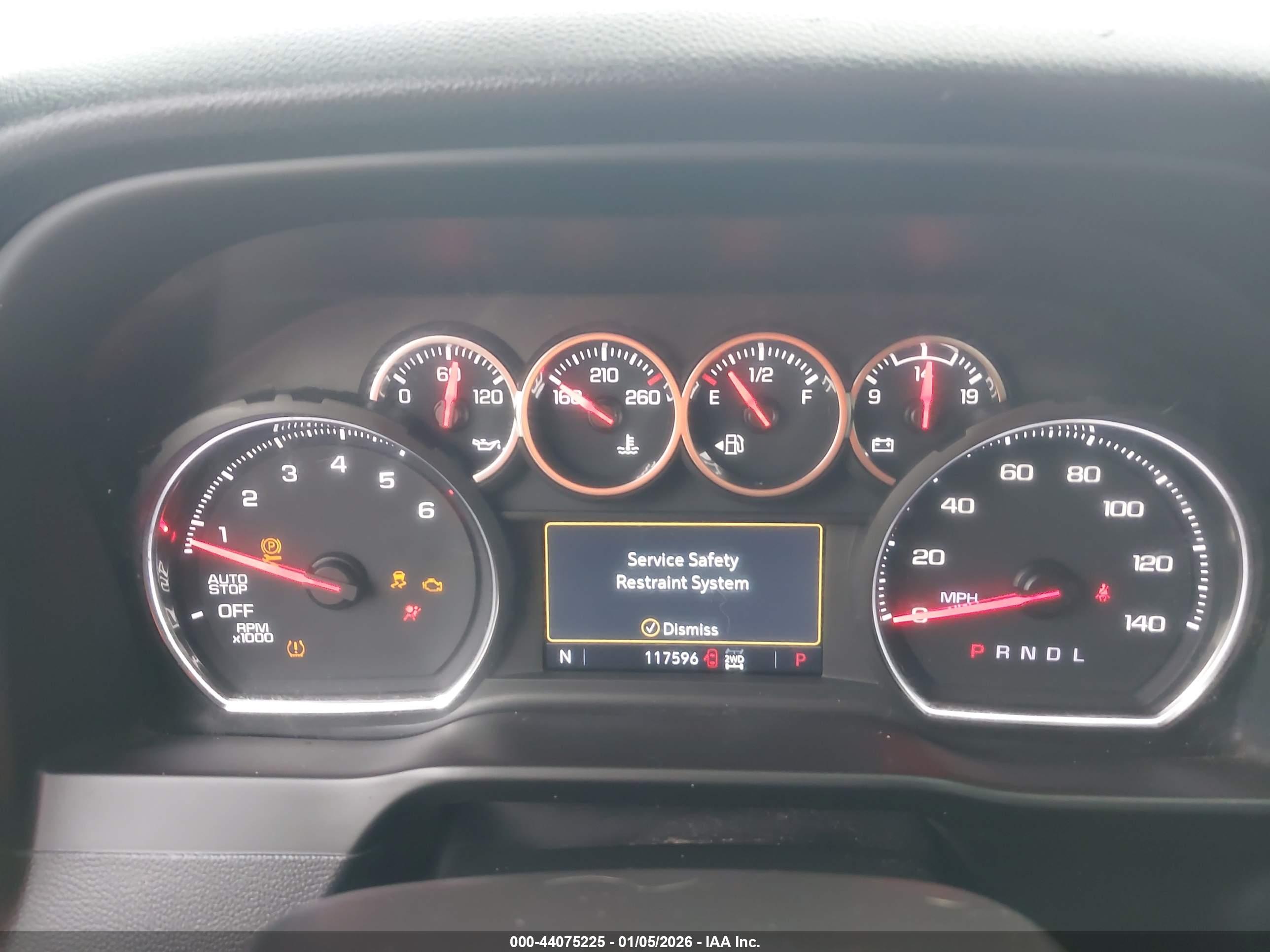 CHEVROLET SILVERADO image 7