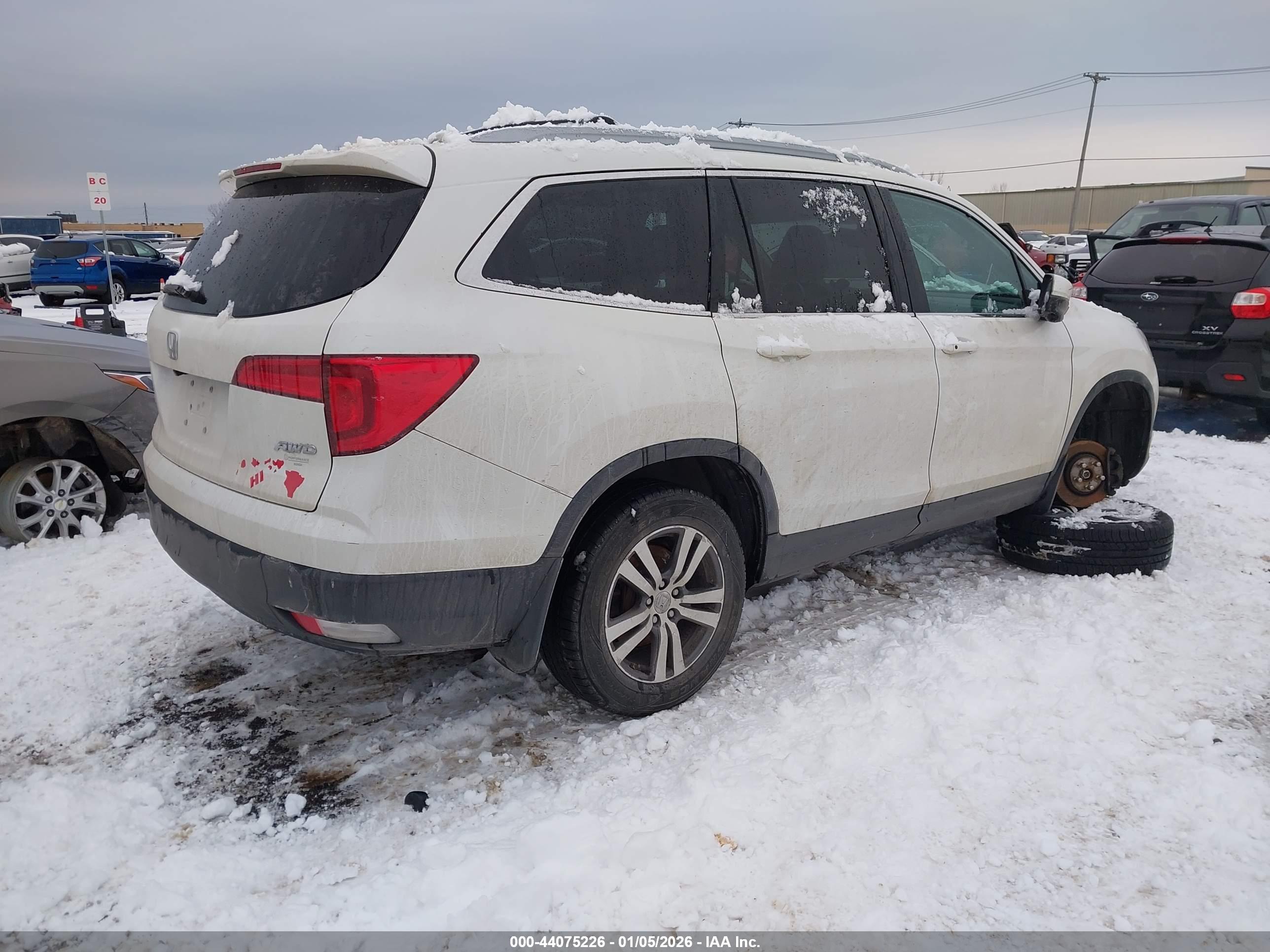 HONDA PILOT image 4