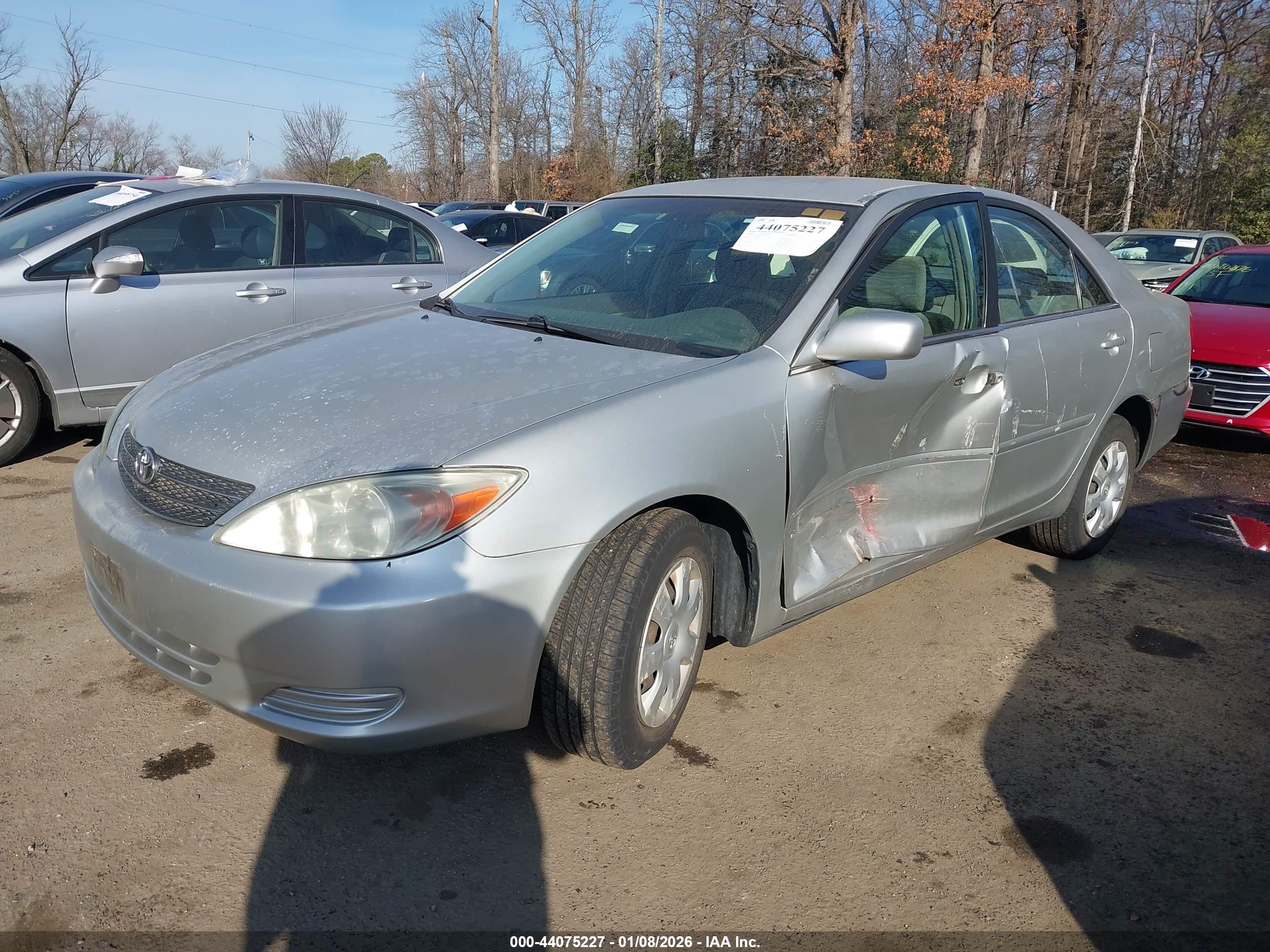 TOYOTA CAMRY image 2