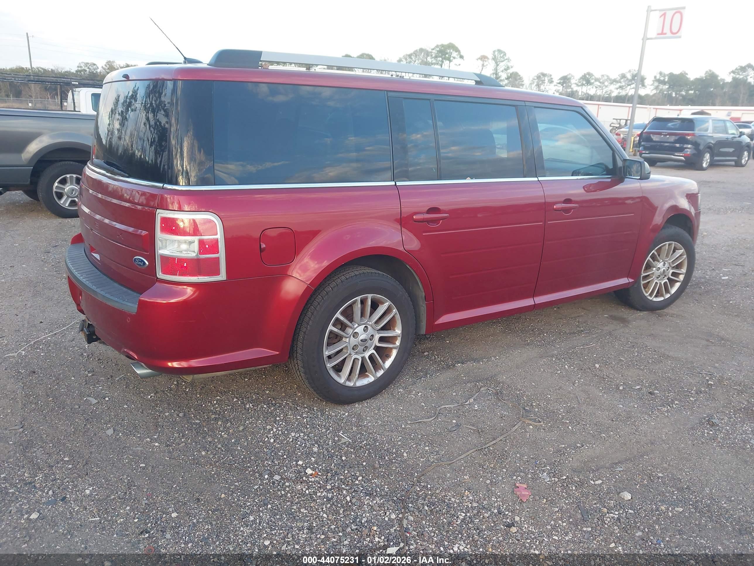 FORD FLEX image 4