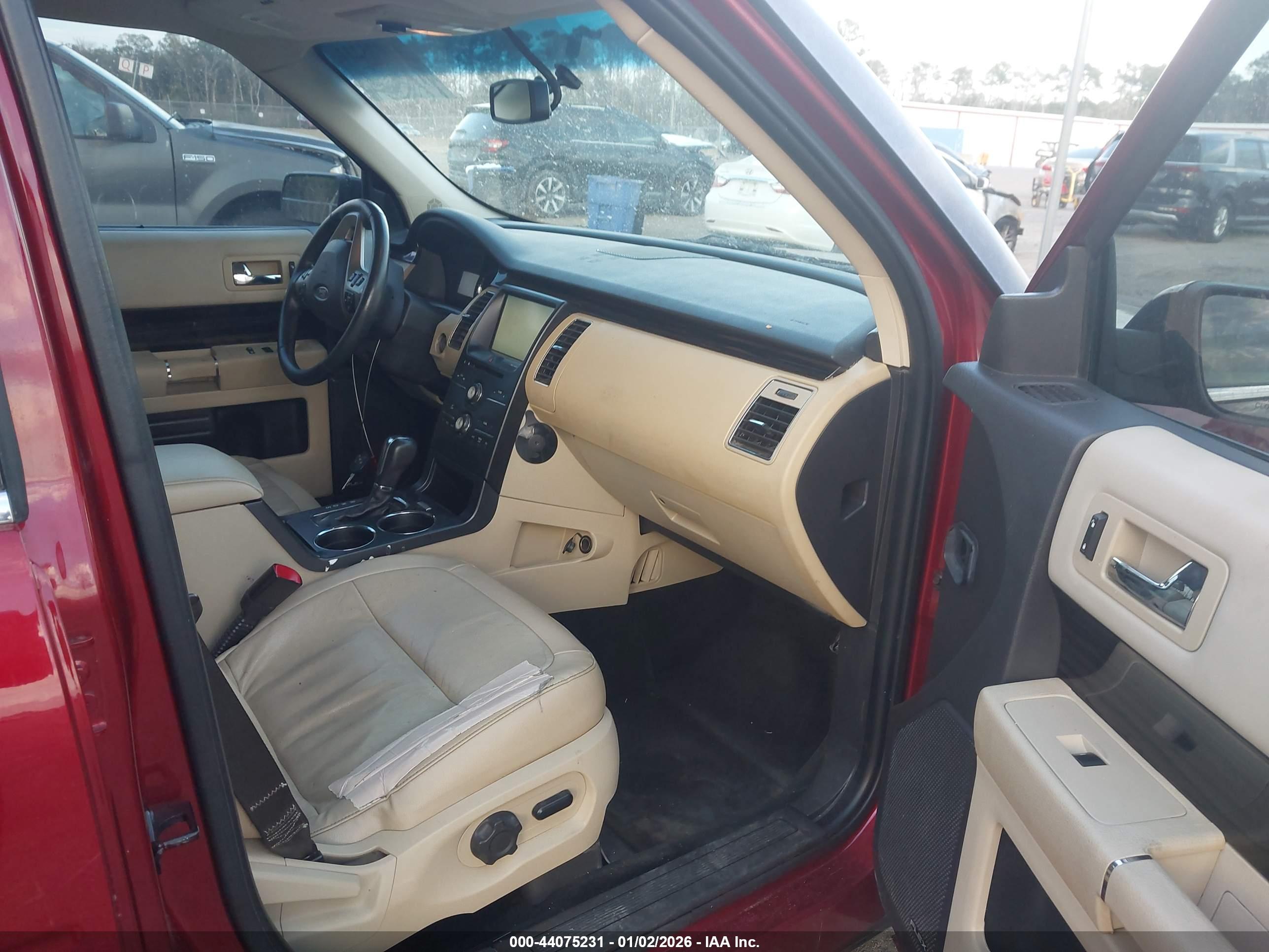 FORD FLEX image 5