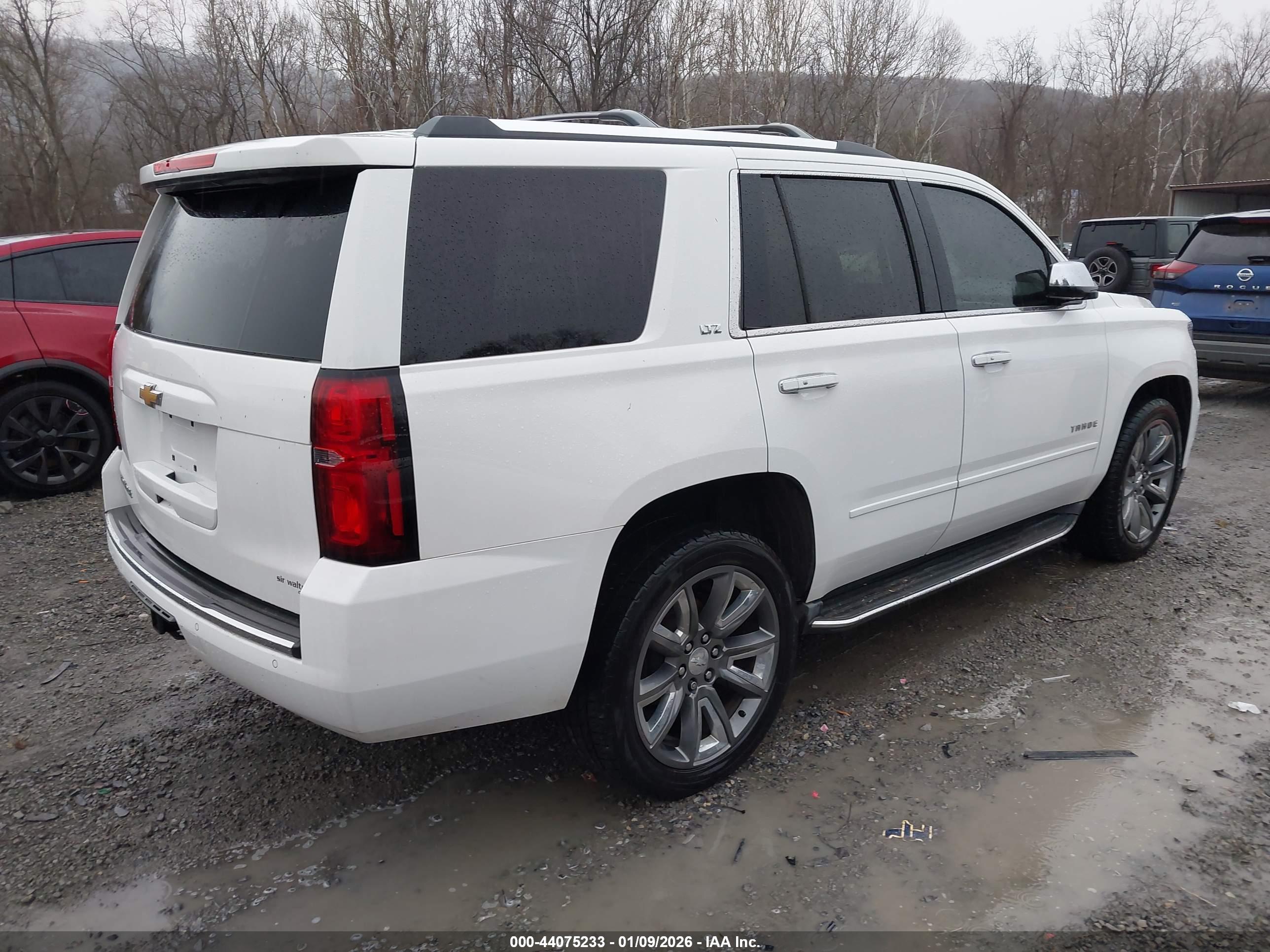 CHEVROLET TAHOE image 4