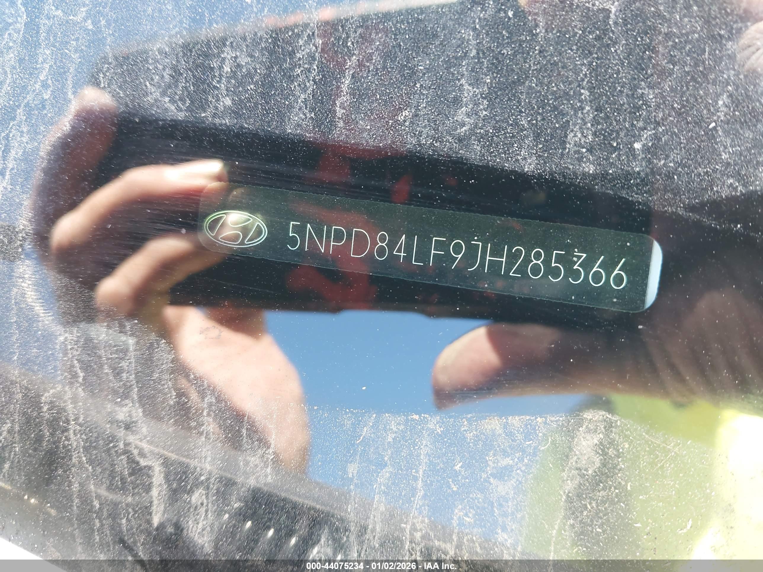 HYUNDAI ELANTRA image 9