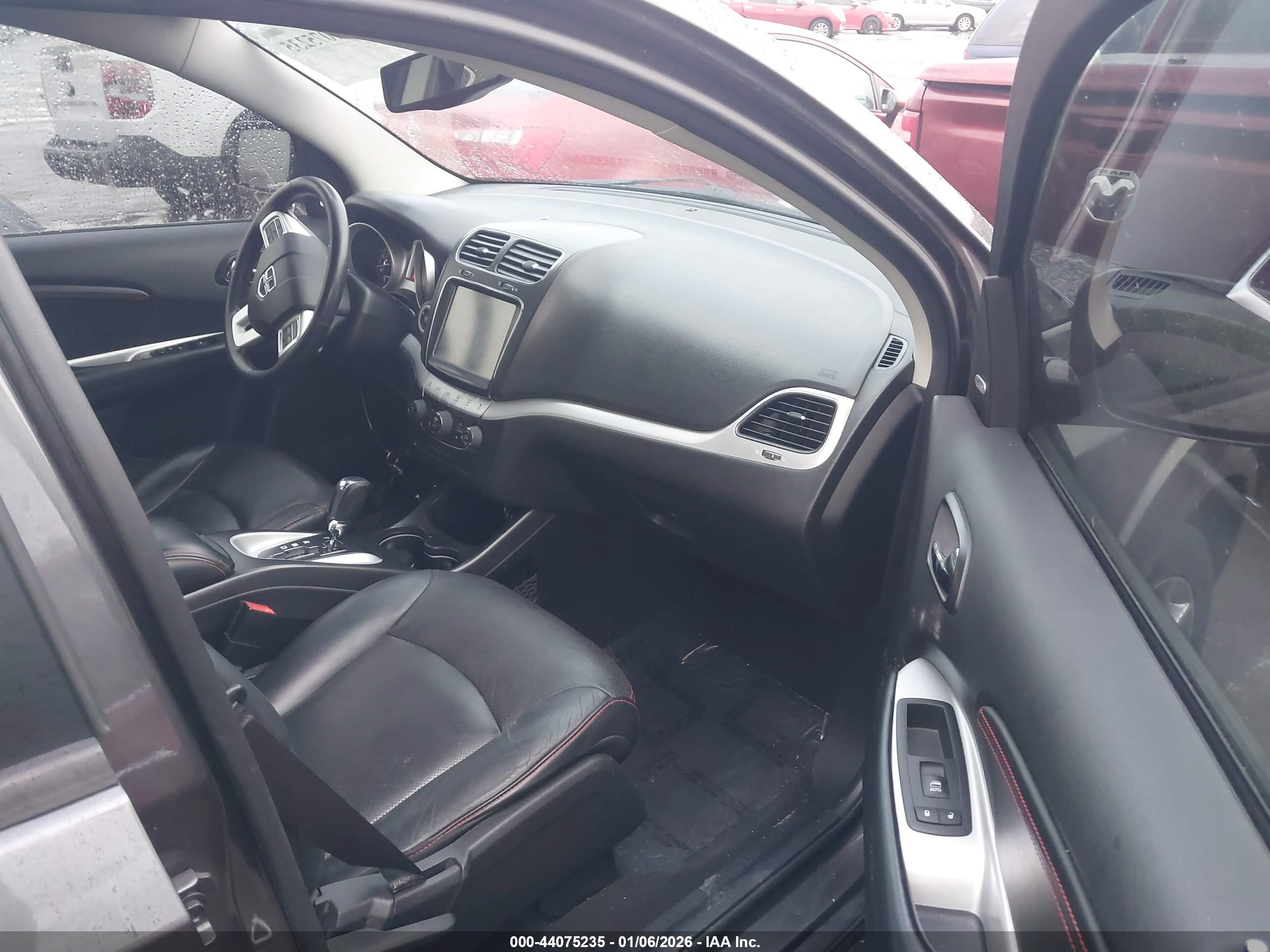 DODGE JOURNEY image 5