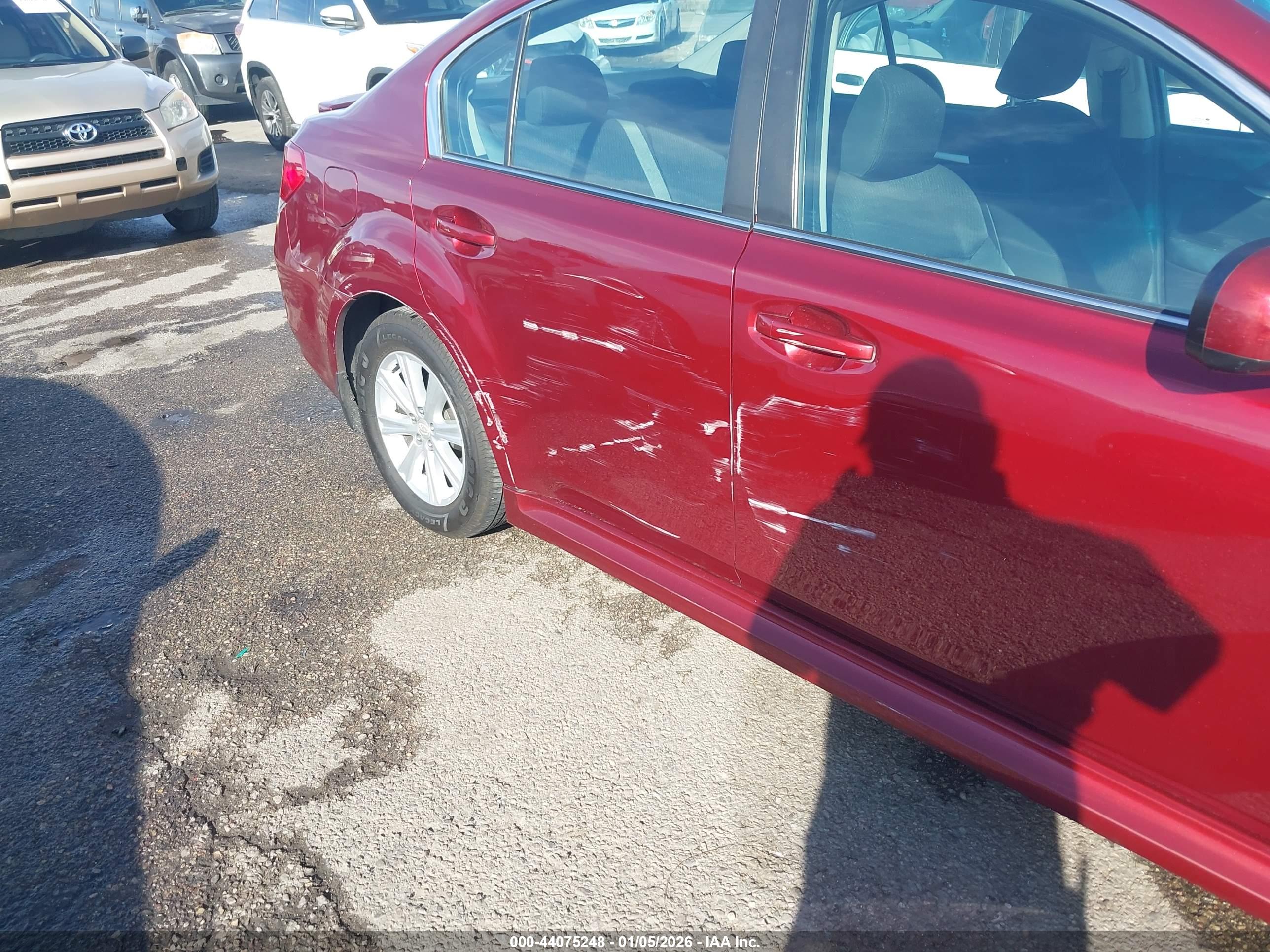 SUBARU LEGACY image 6