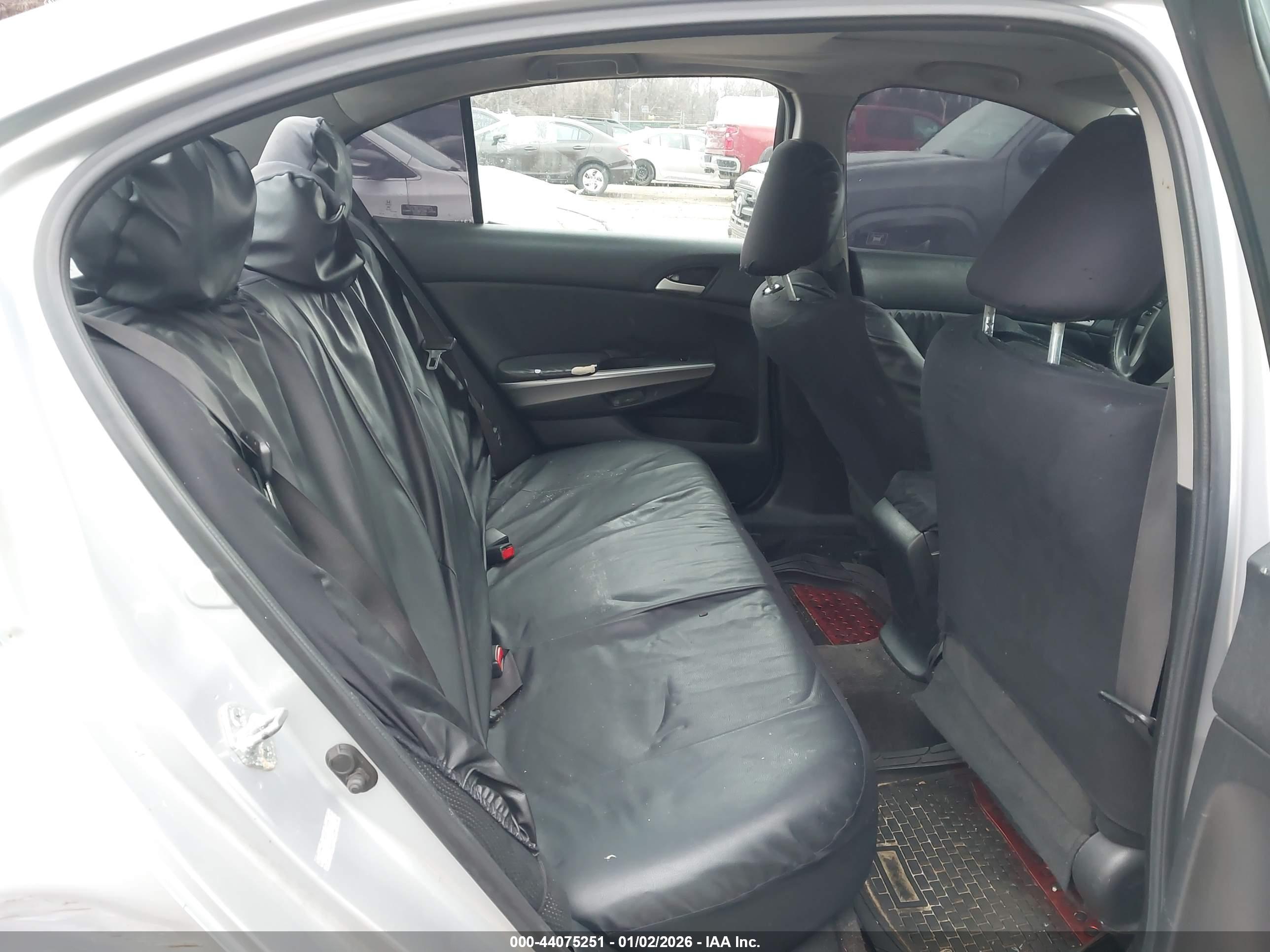 HONDA ACCORD image 8