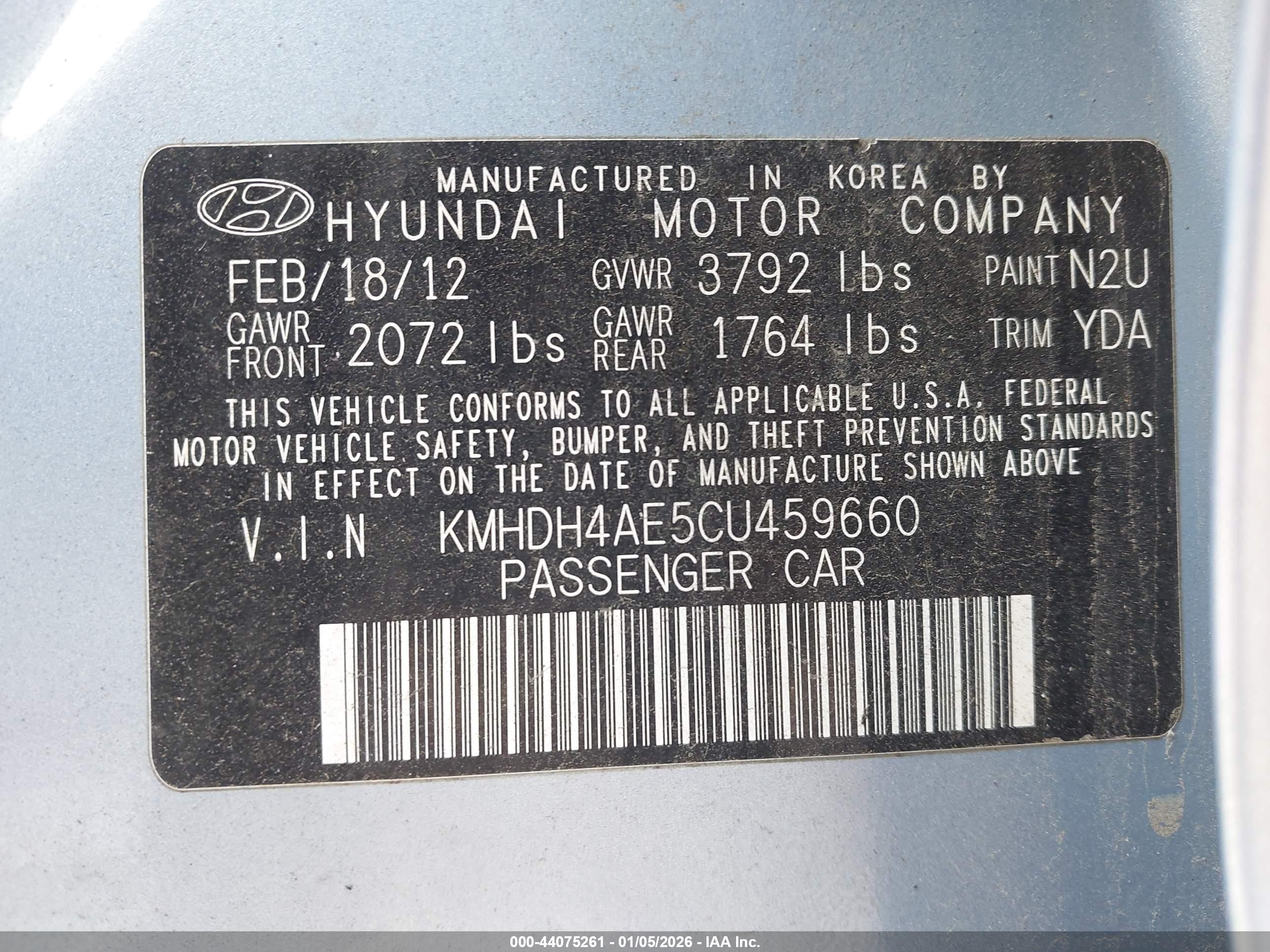 HYUNDAI ELANTRA image 9