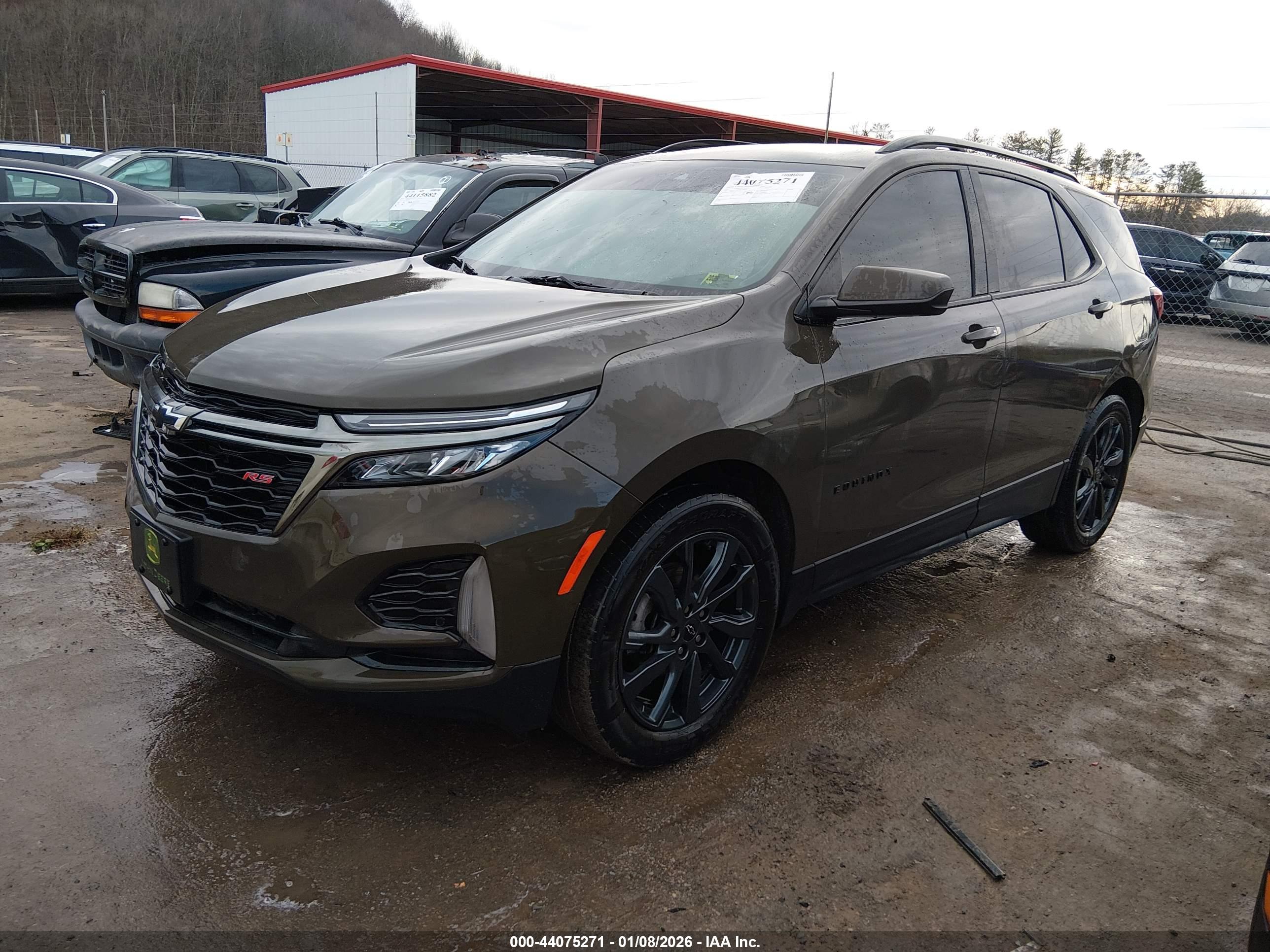 CHEVROLET EQUINOX image 2
