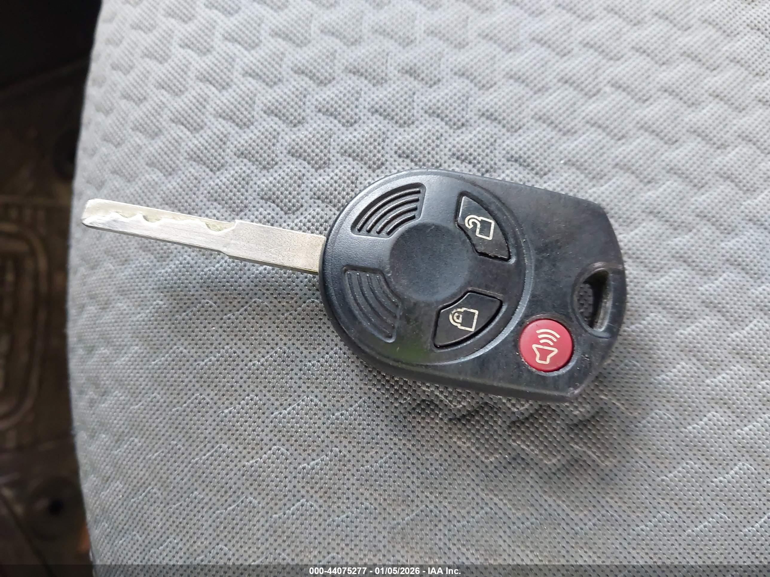 FORD ESCAPE image 11