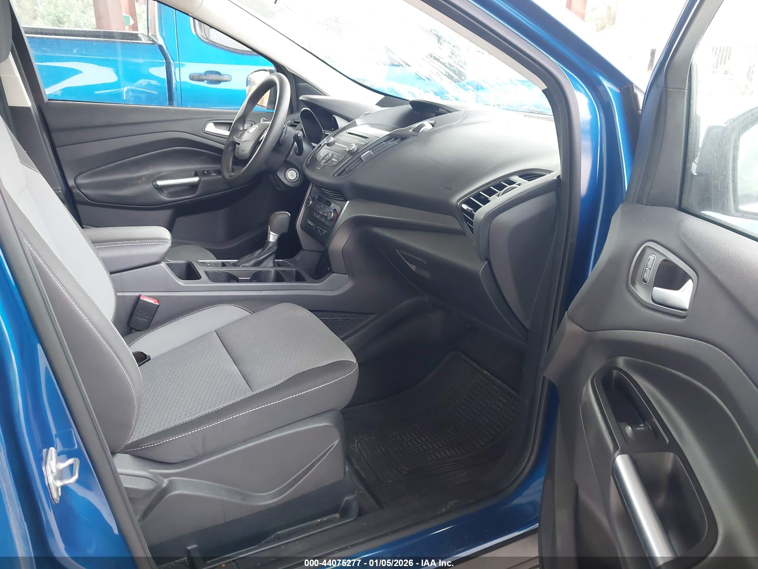FORD ESCAPE image 5