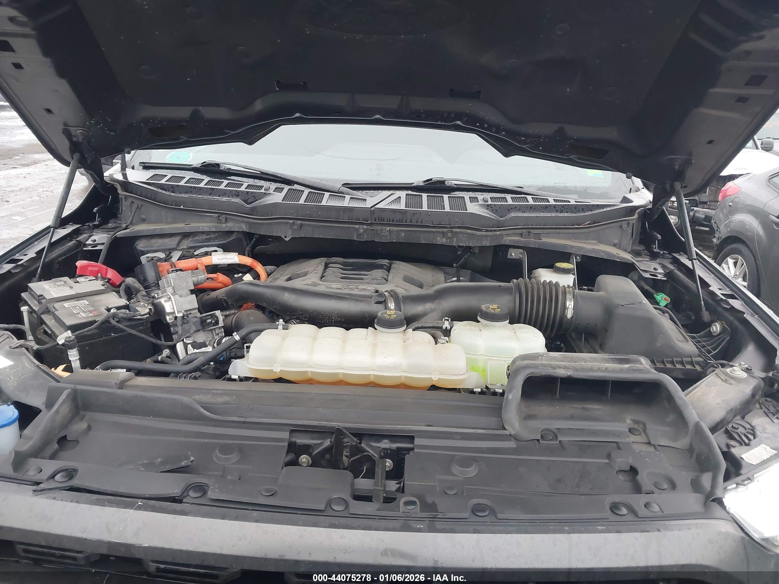 FORD F-150 image 10