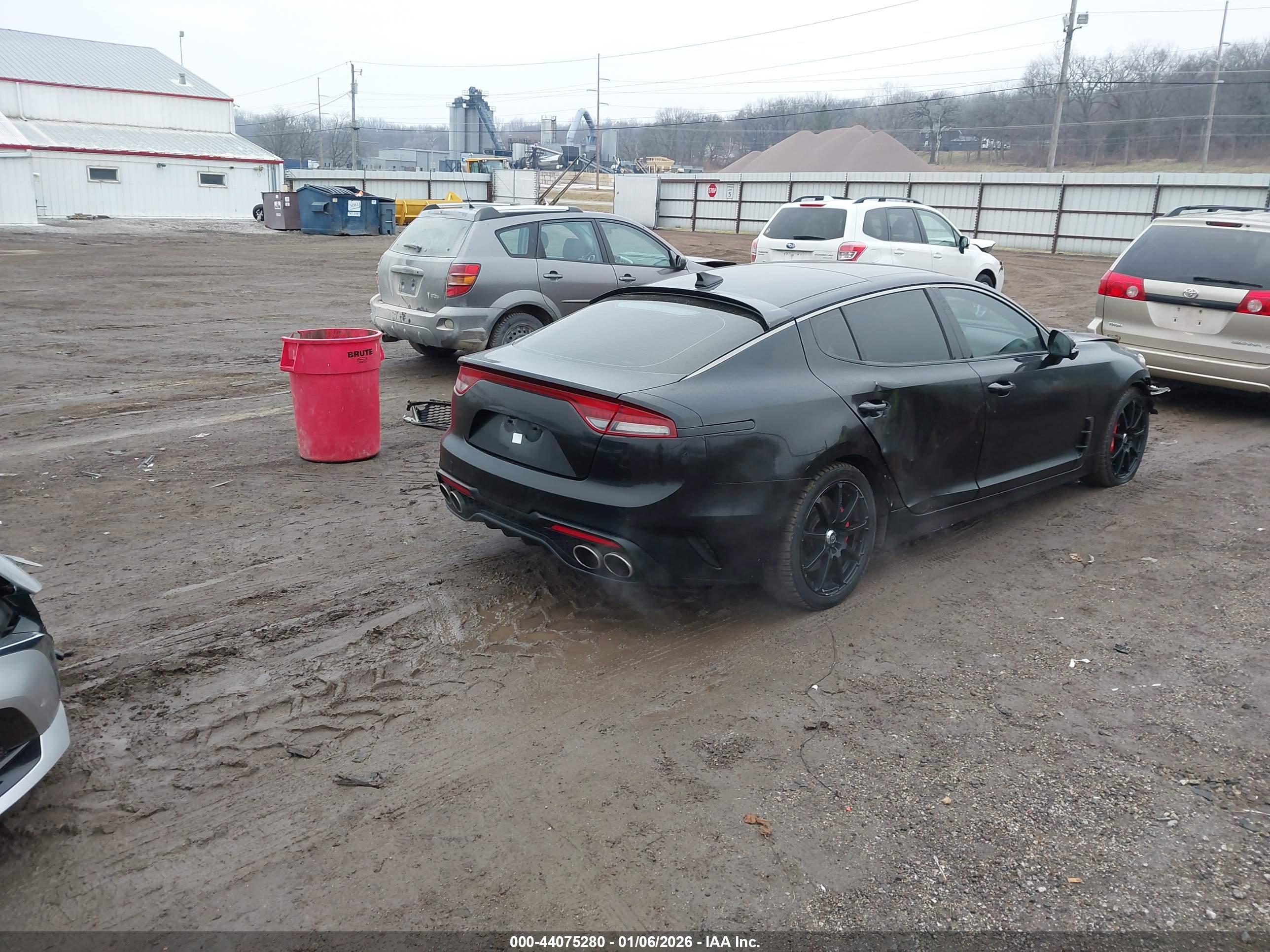 KIA STINGER image 4