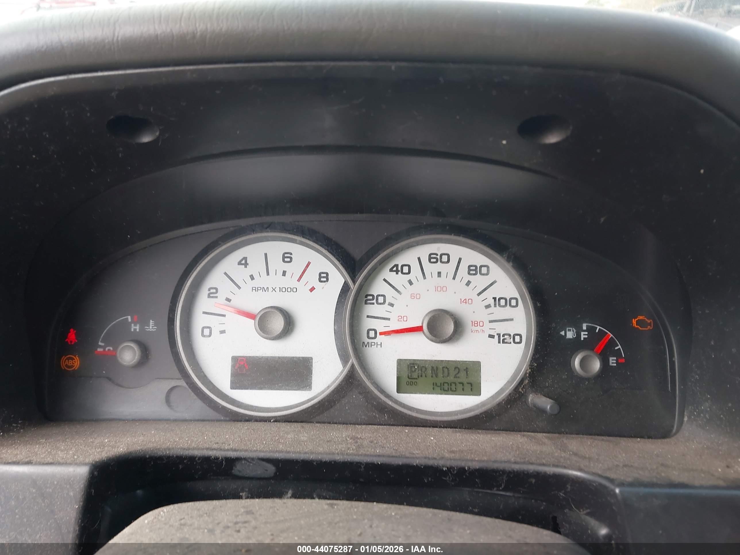 FORD ESCAPE image 7