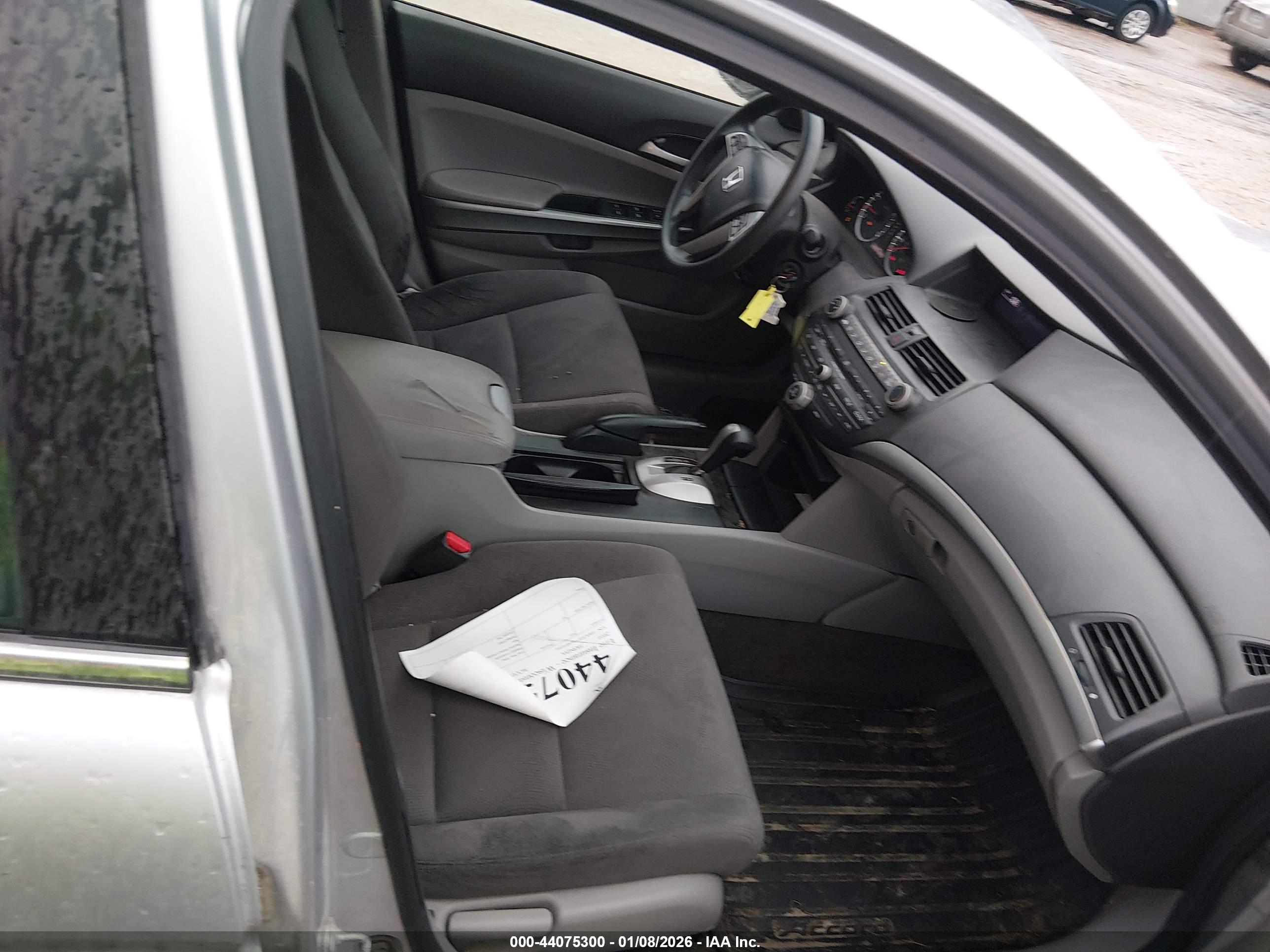 HONDA ACCORD image 5