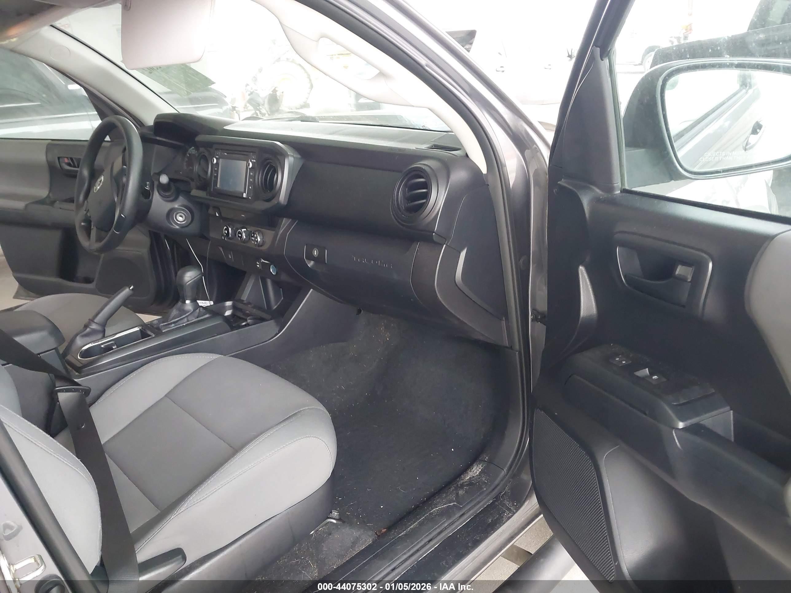TOYOTA TACOMA image 5