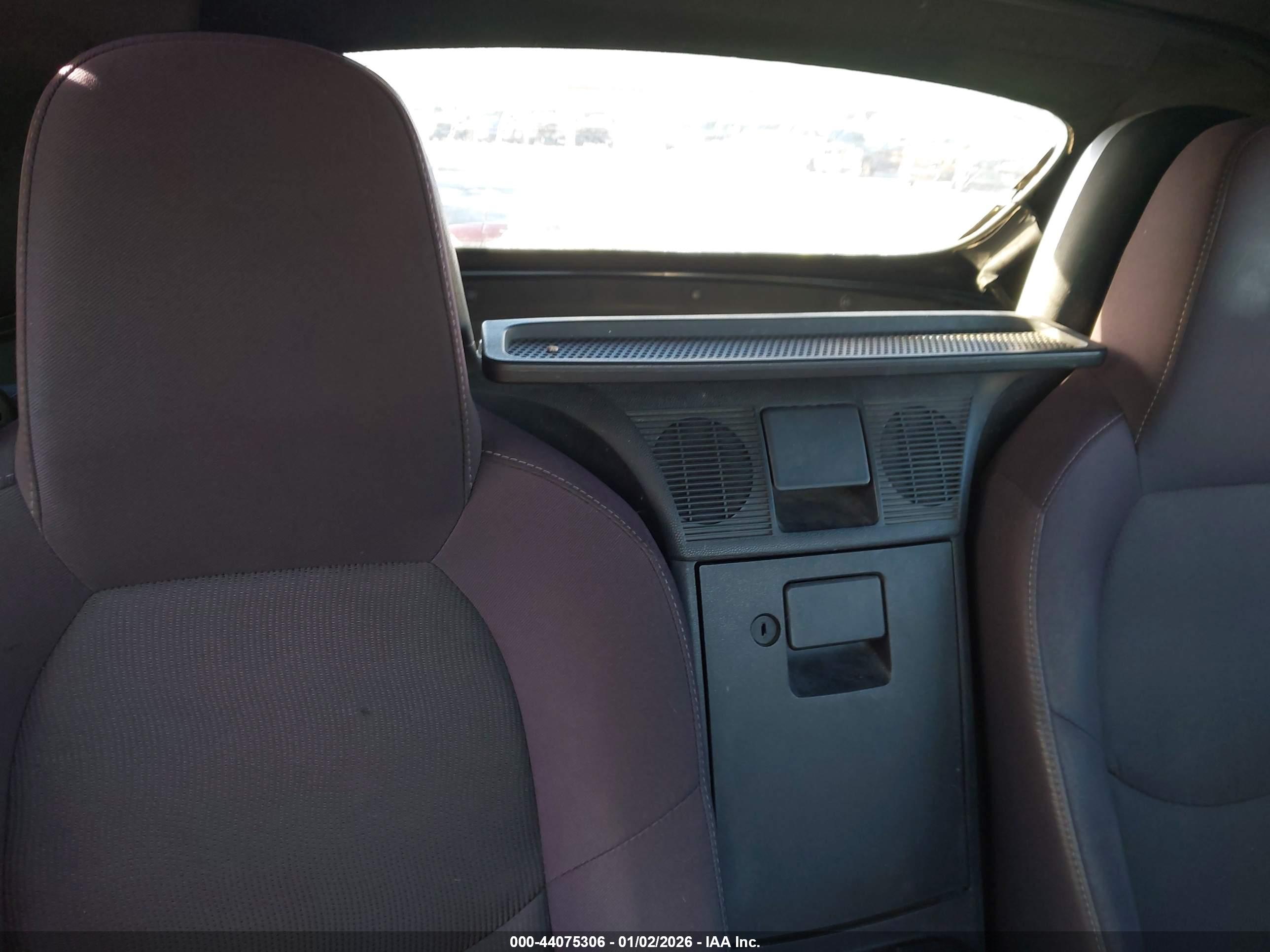 MAZDA MX-5 image 8