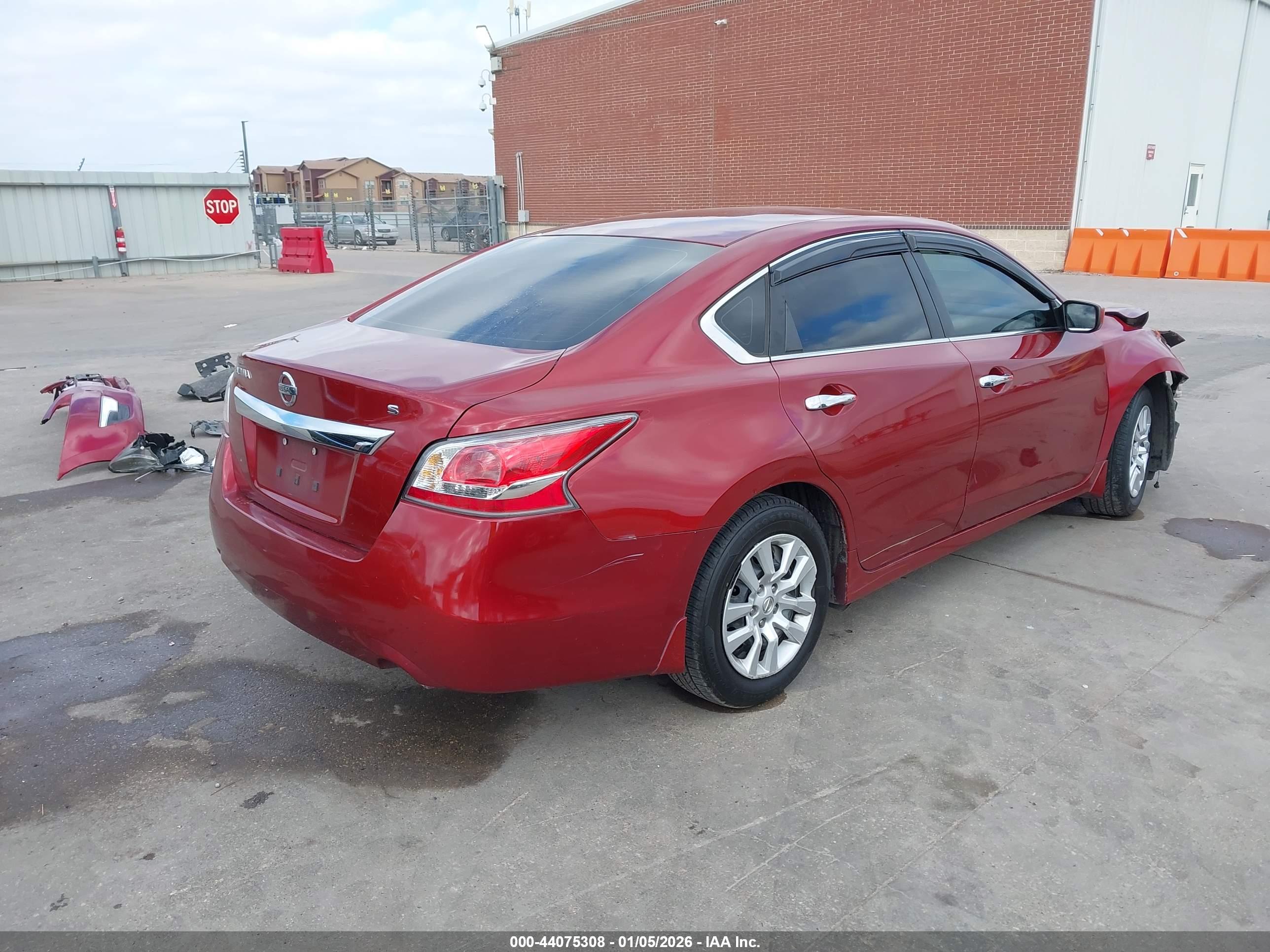 NISSAN ALTIMA image 4