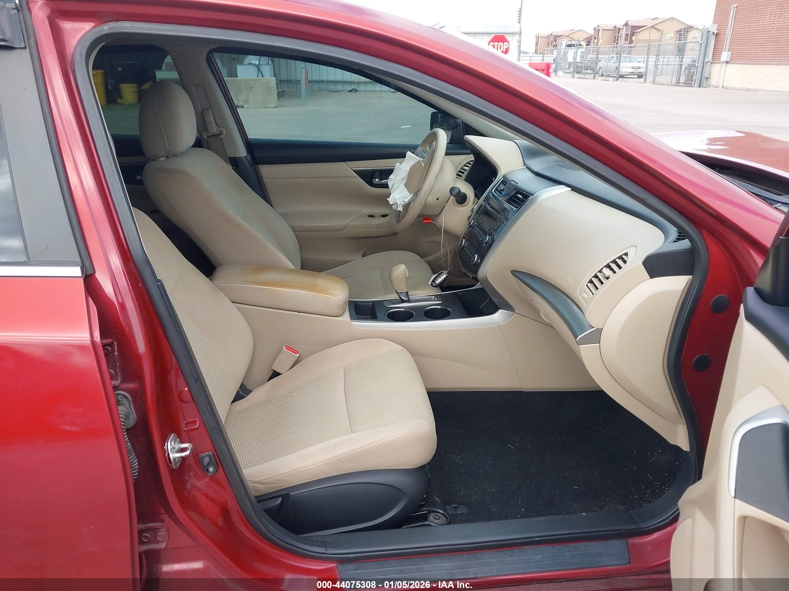 NISSAN ALTIMA image 5