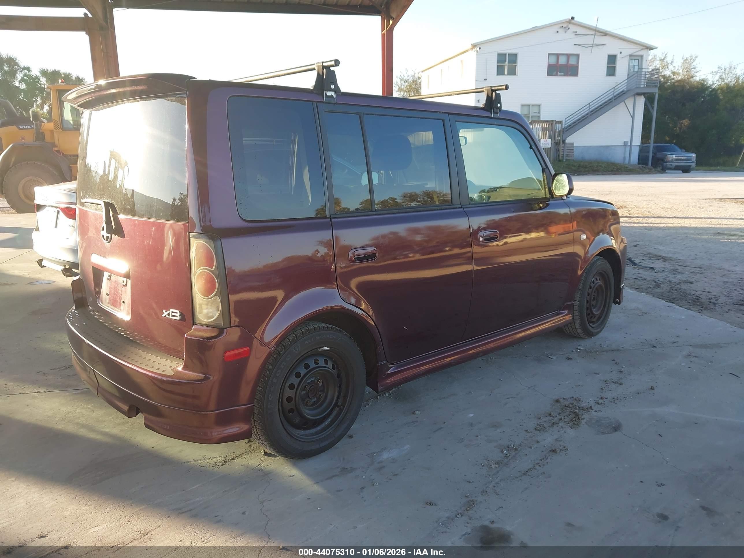 SCION XB image 4