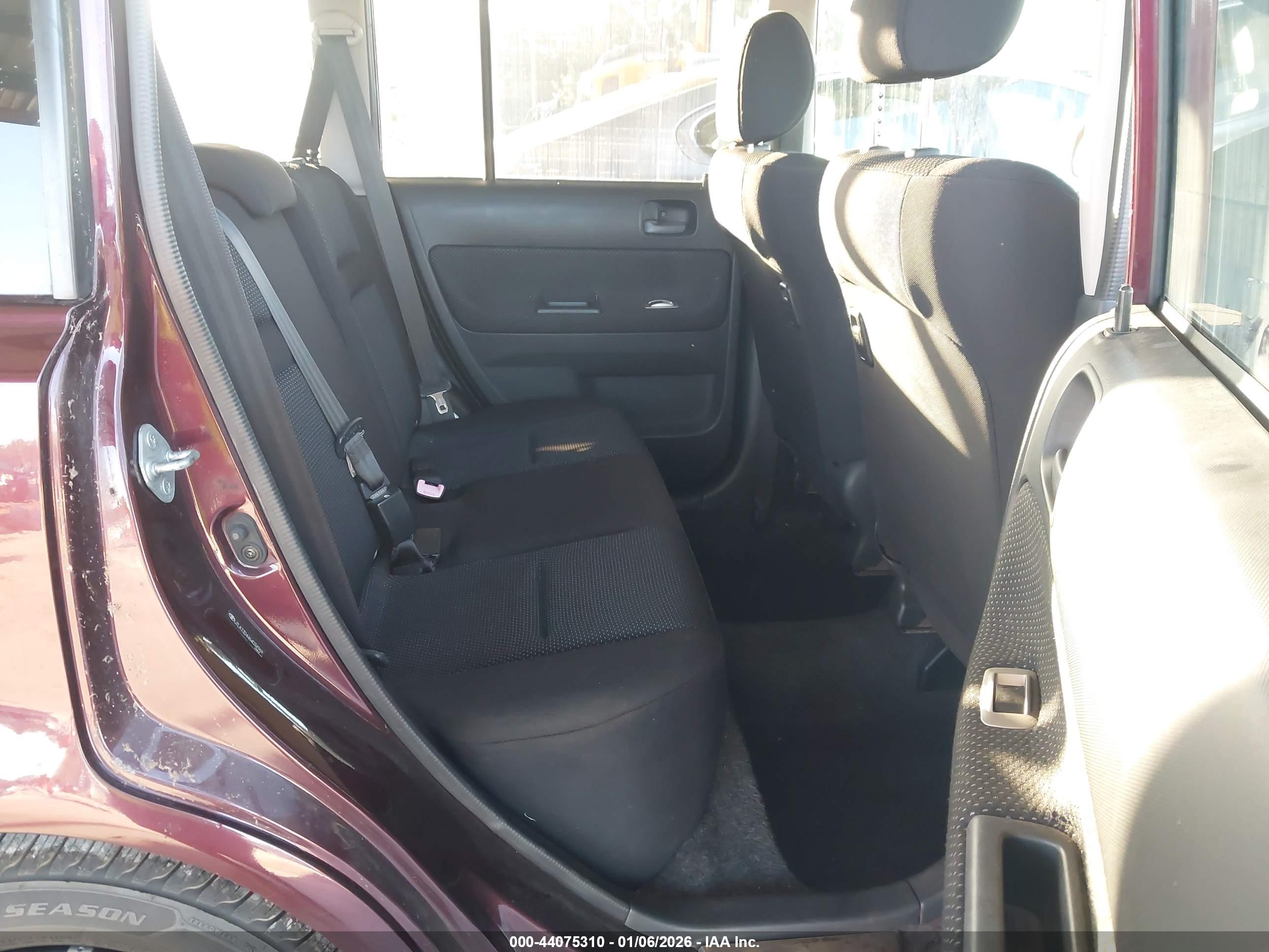 SCION XB image 8