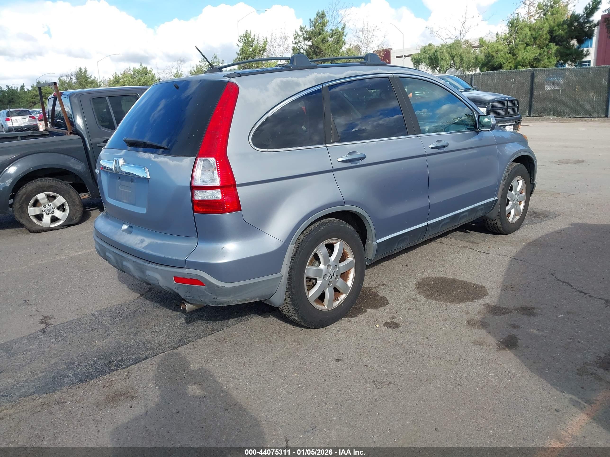 HONDA CR-V image 4