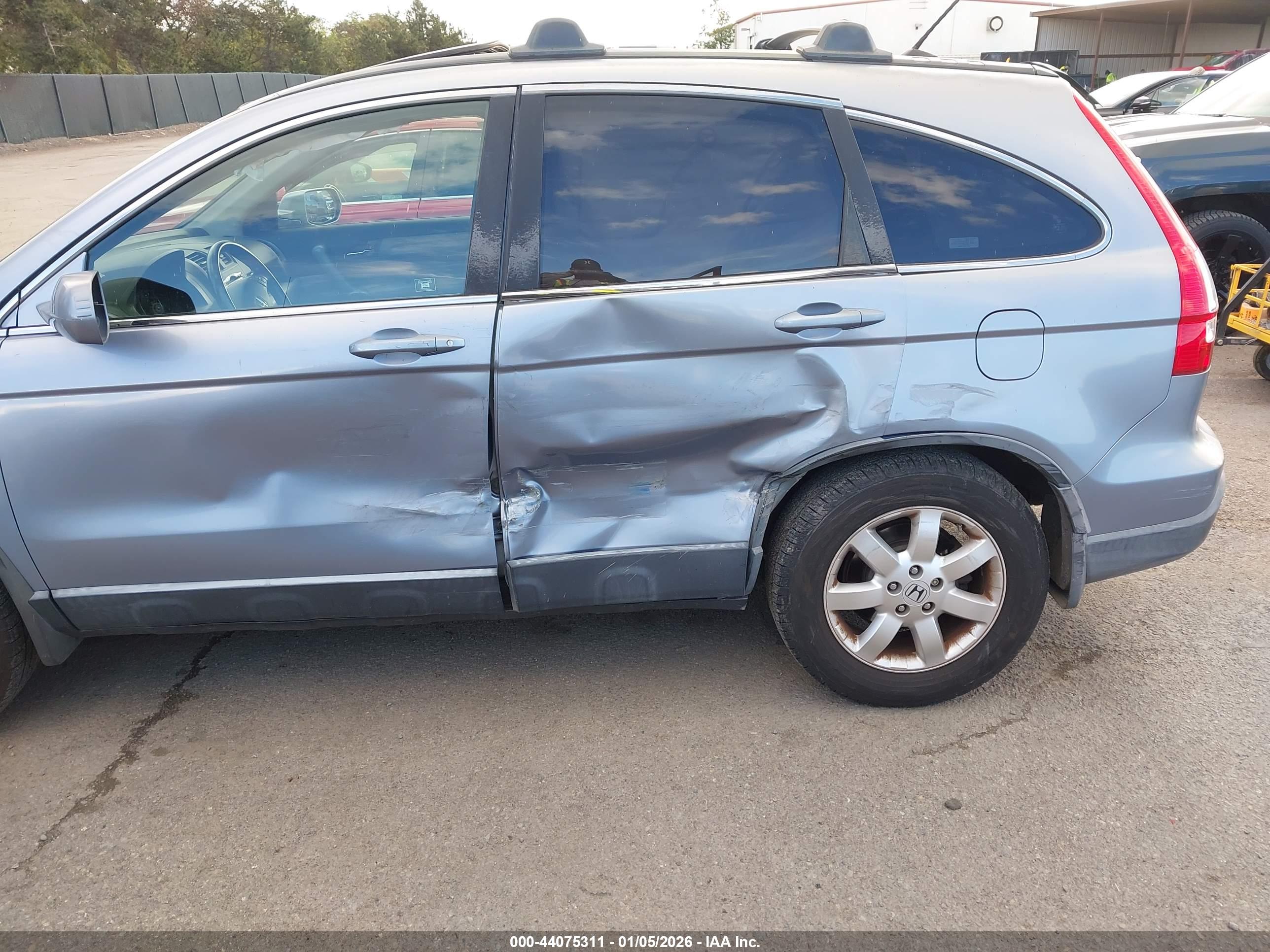 HONDA CR-V image 6