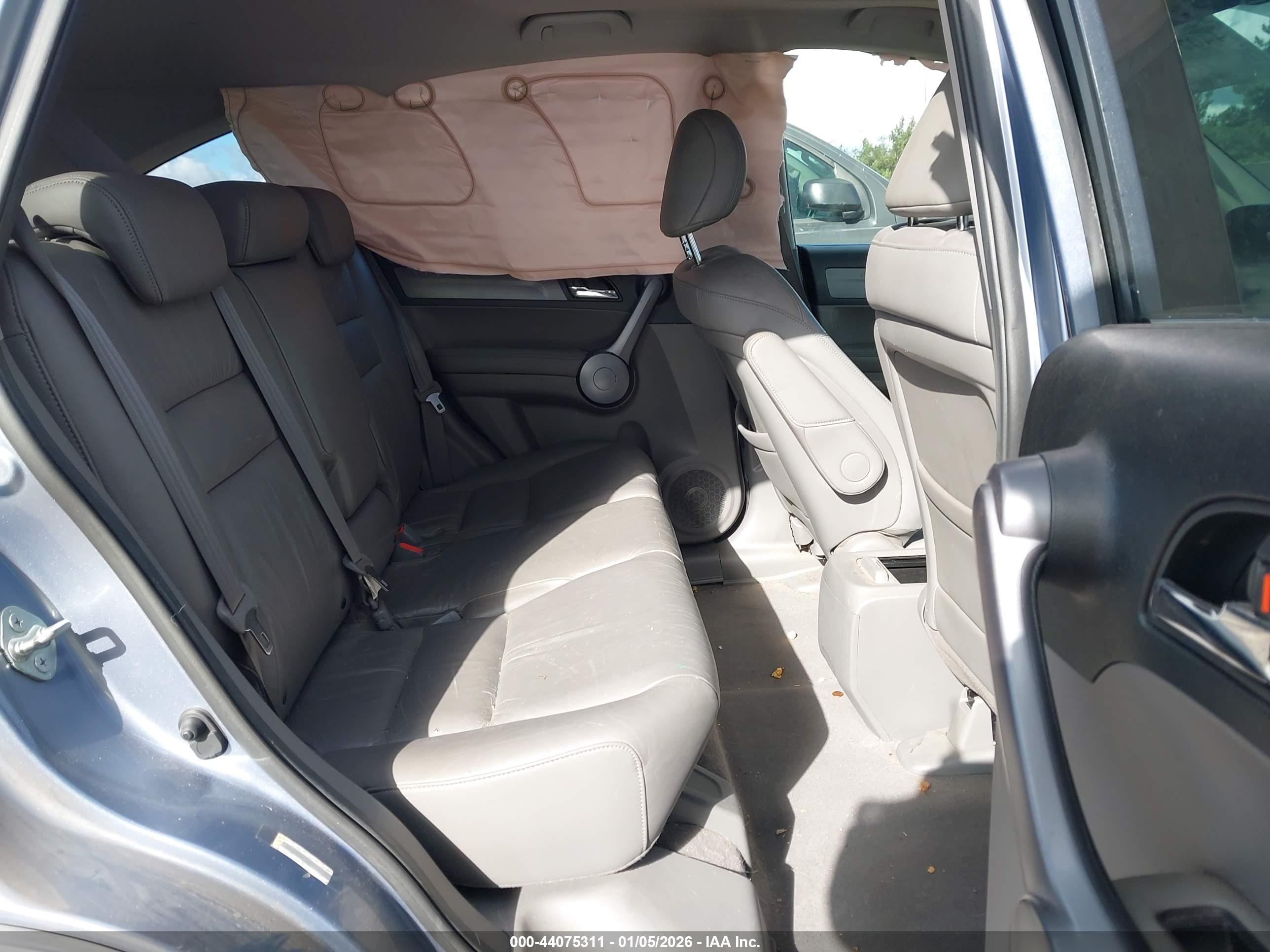 HONDA CR-V image 8