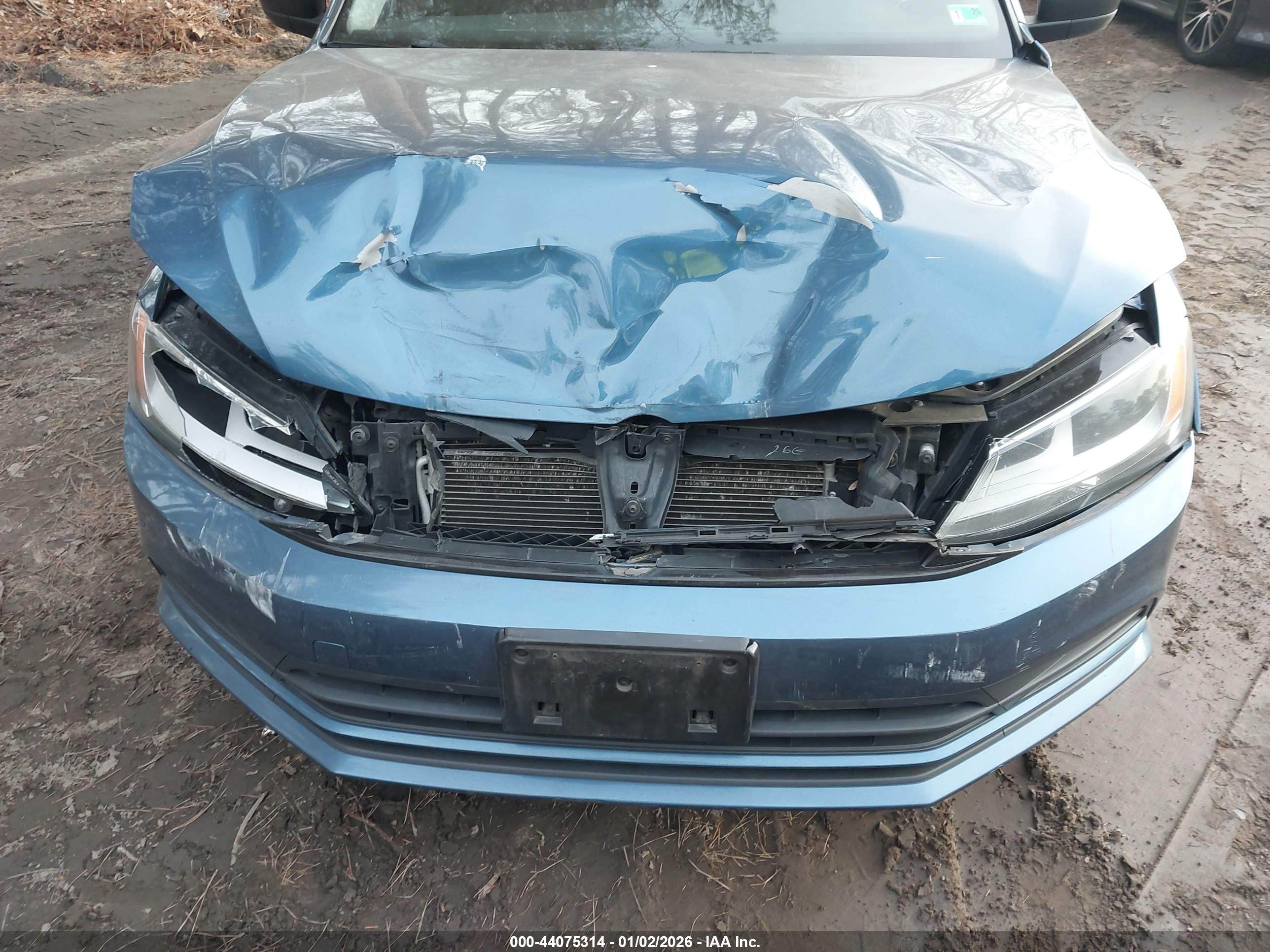 VOLKSWAGEN JETTA image 6