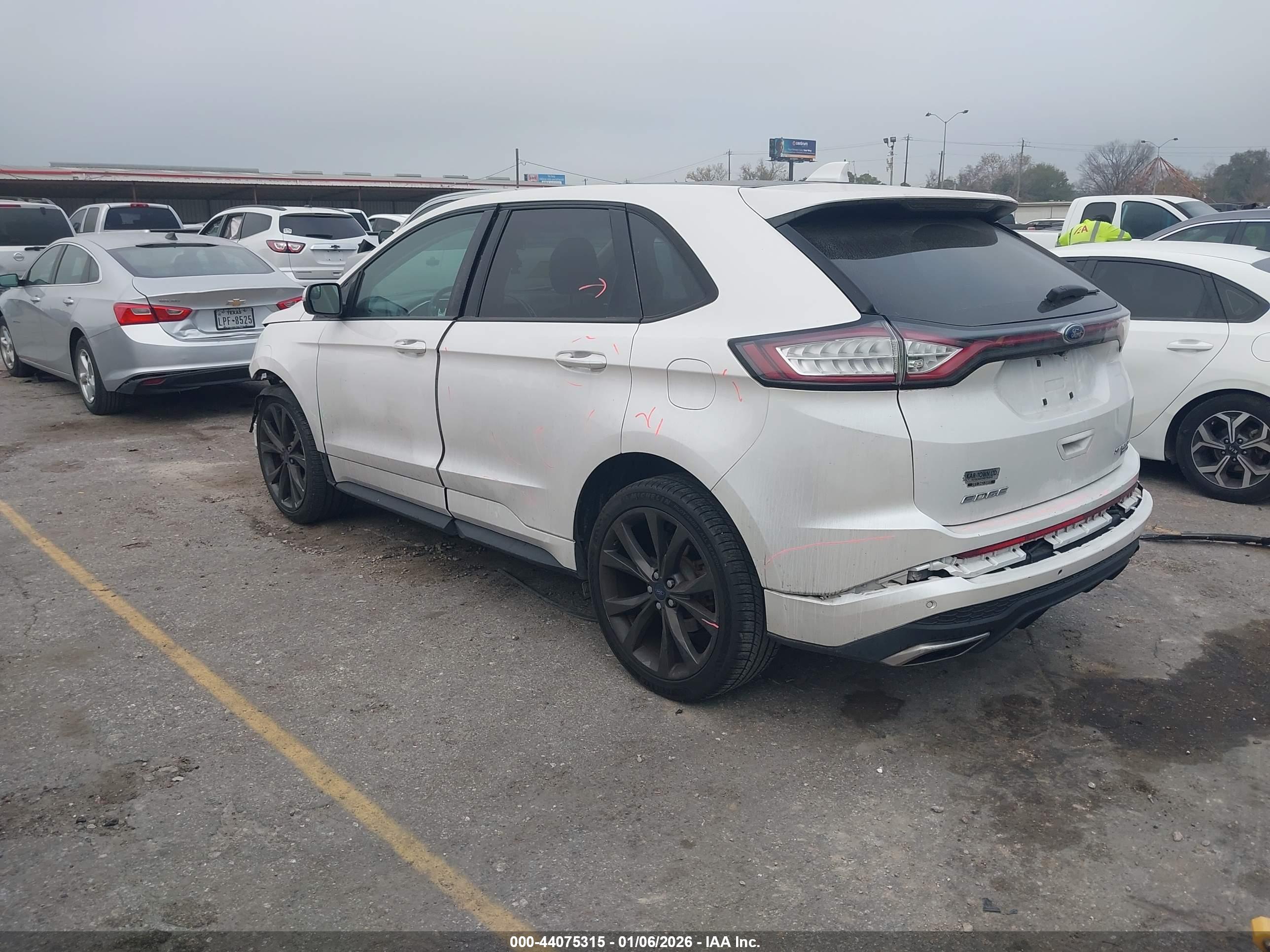 FORD EDGE image 3