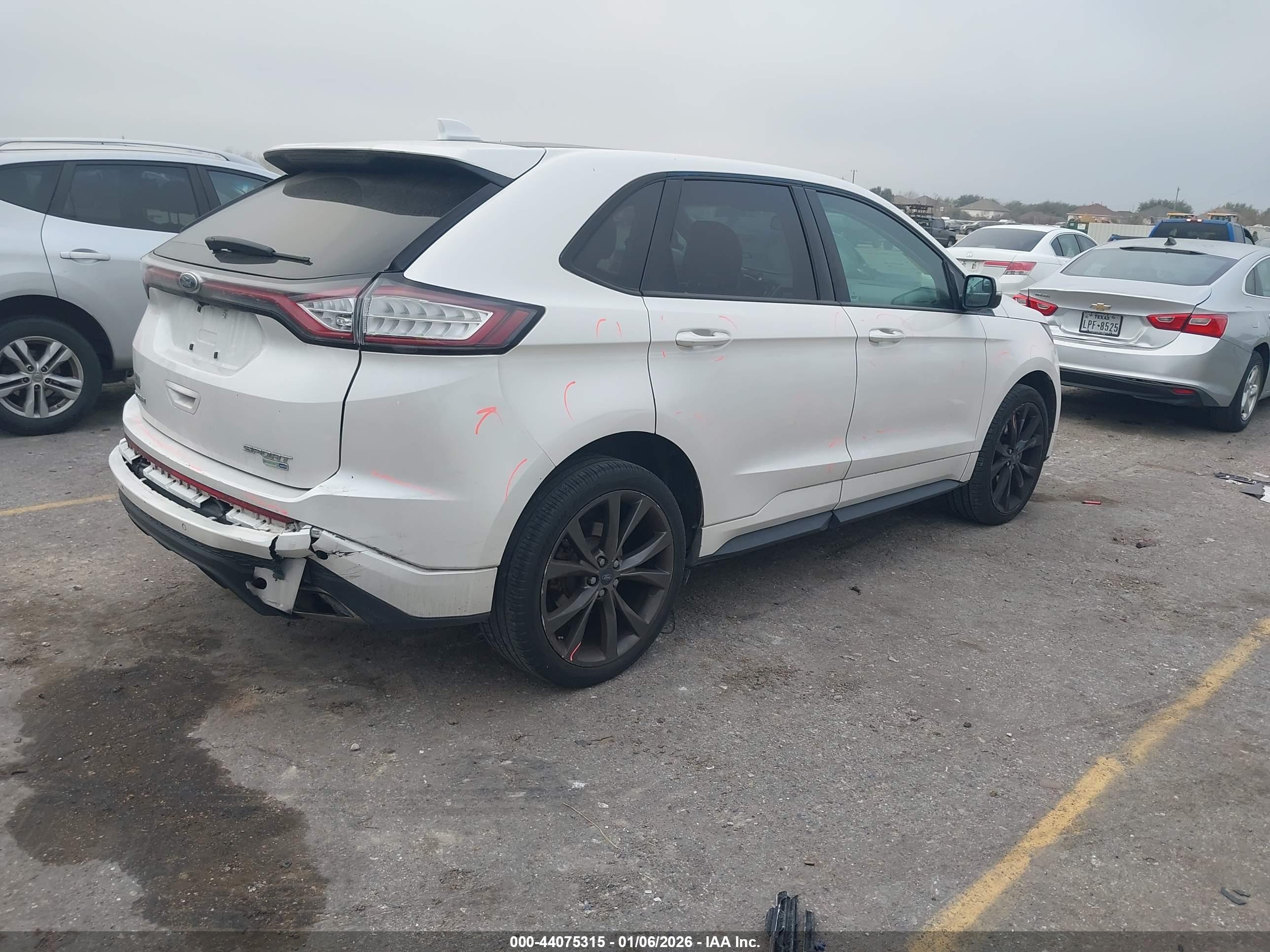 FORD EDGE image 4