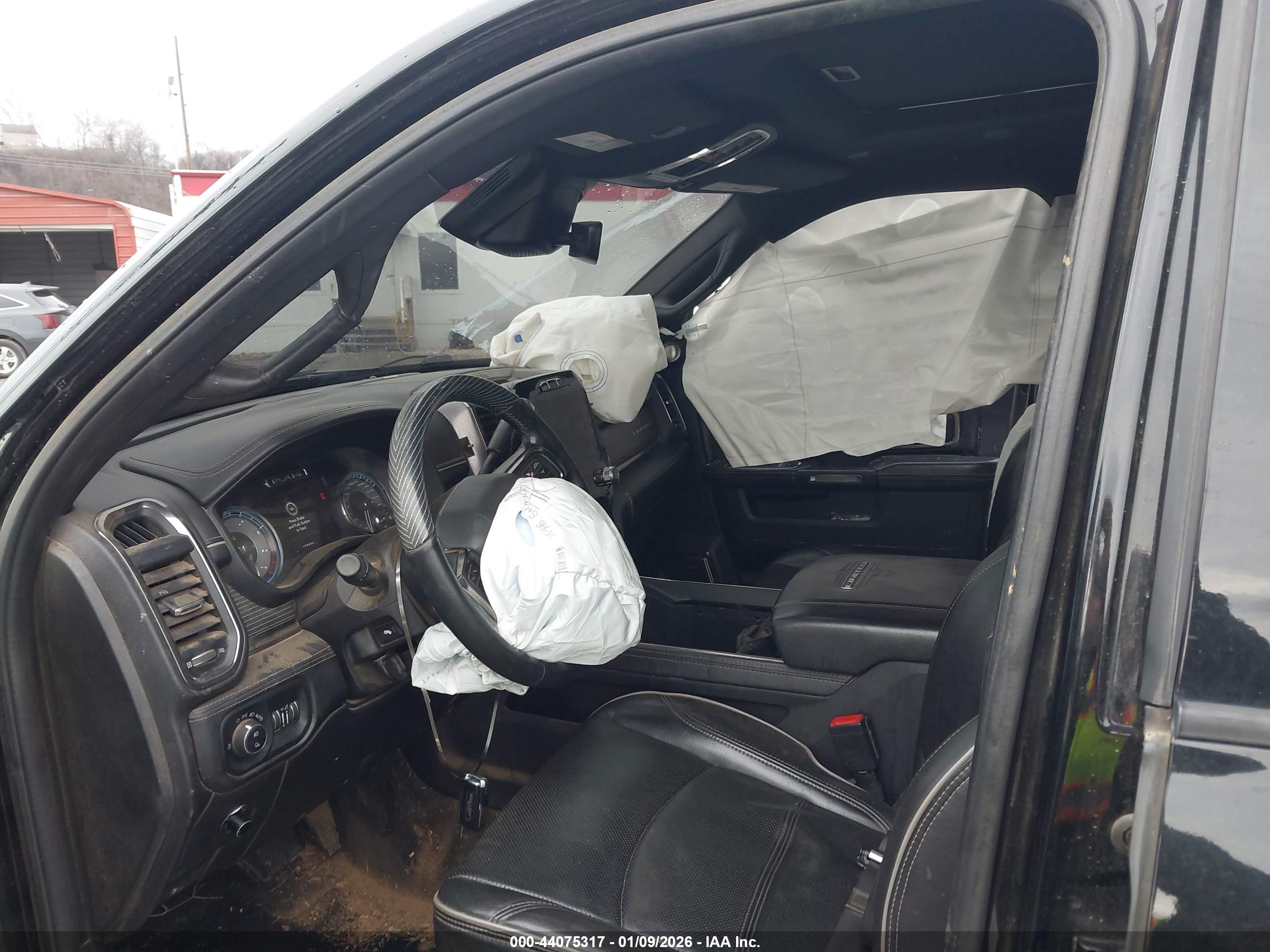 RAM 2500 image 5